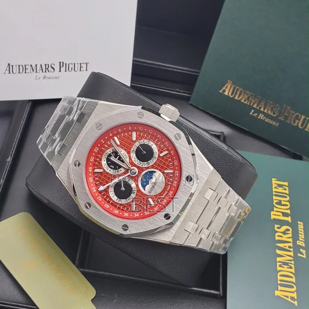 A P 3 Chrome Automatic Chain Watch