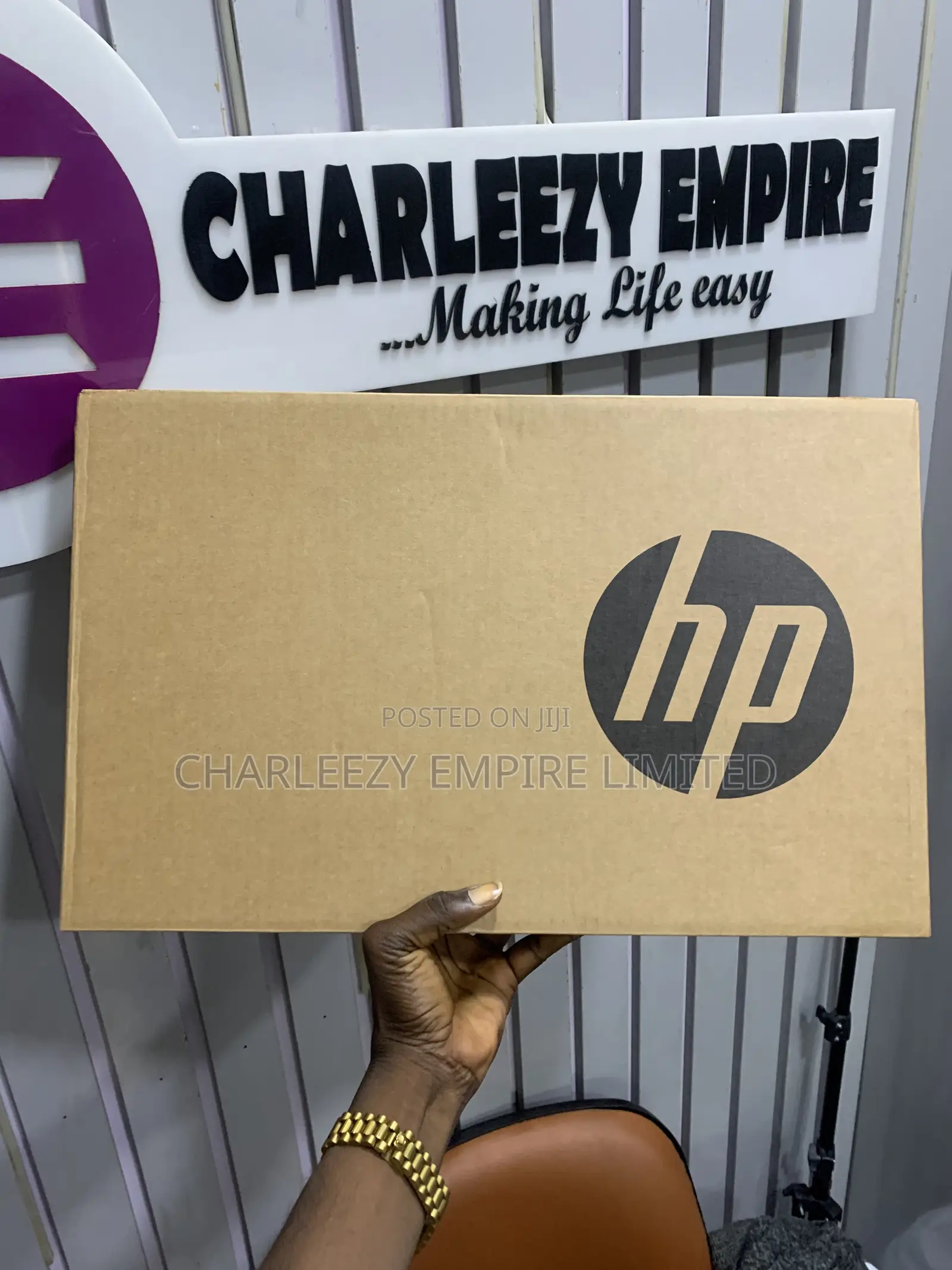New Laptop HP 14S 8GB Intel Core i5 SSD 512GB
