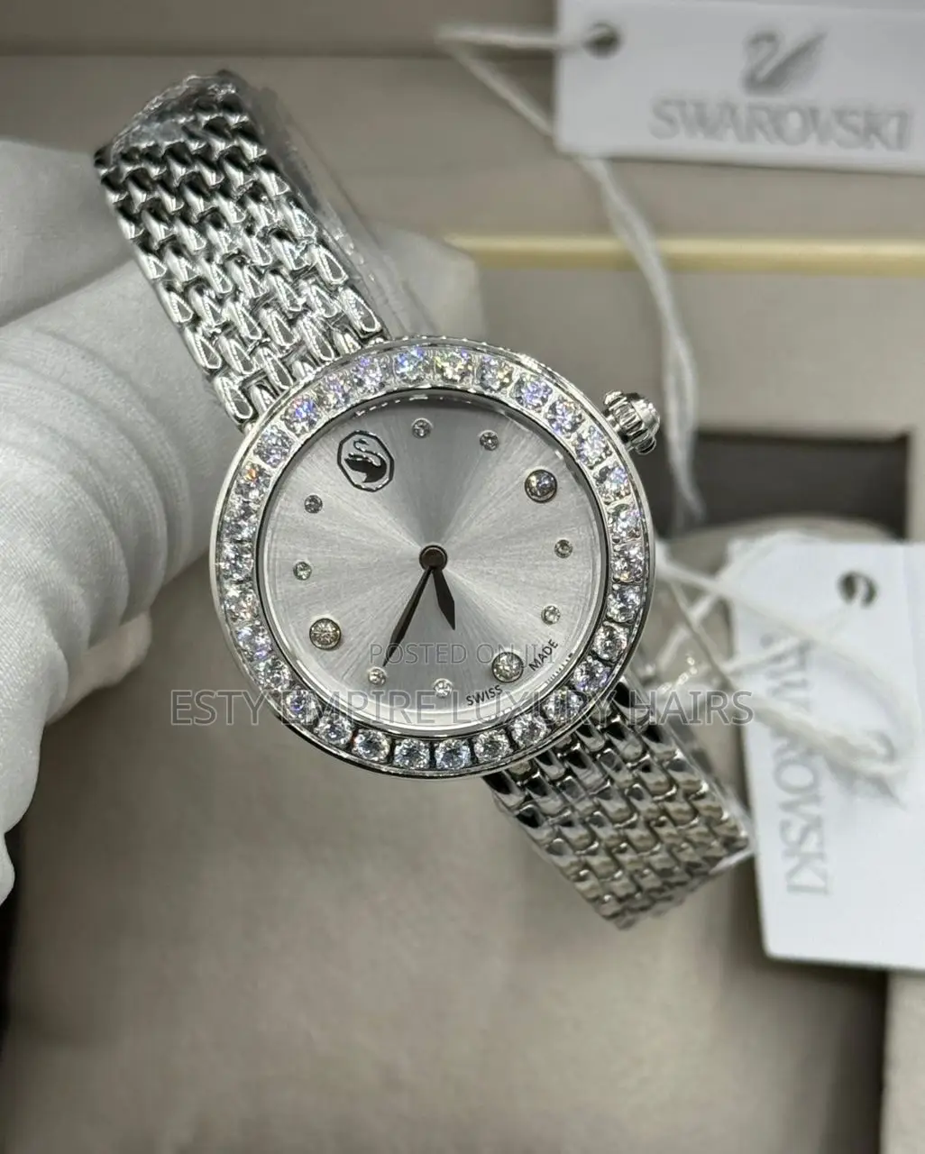 Swarovski Quality Luxury Female Chain Wristwatch