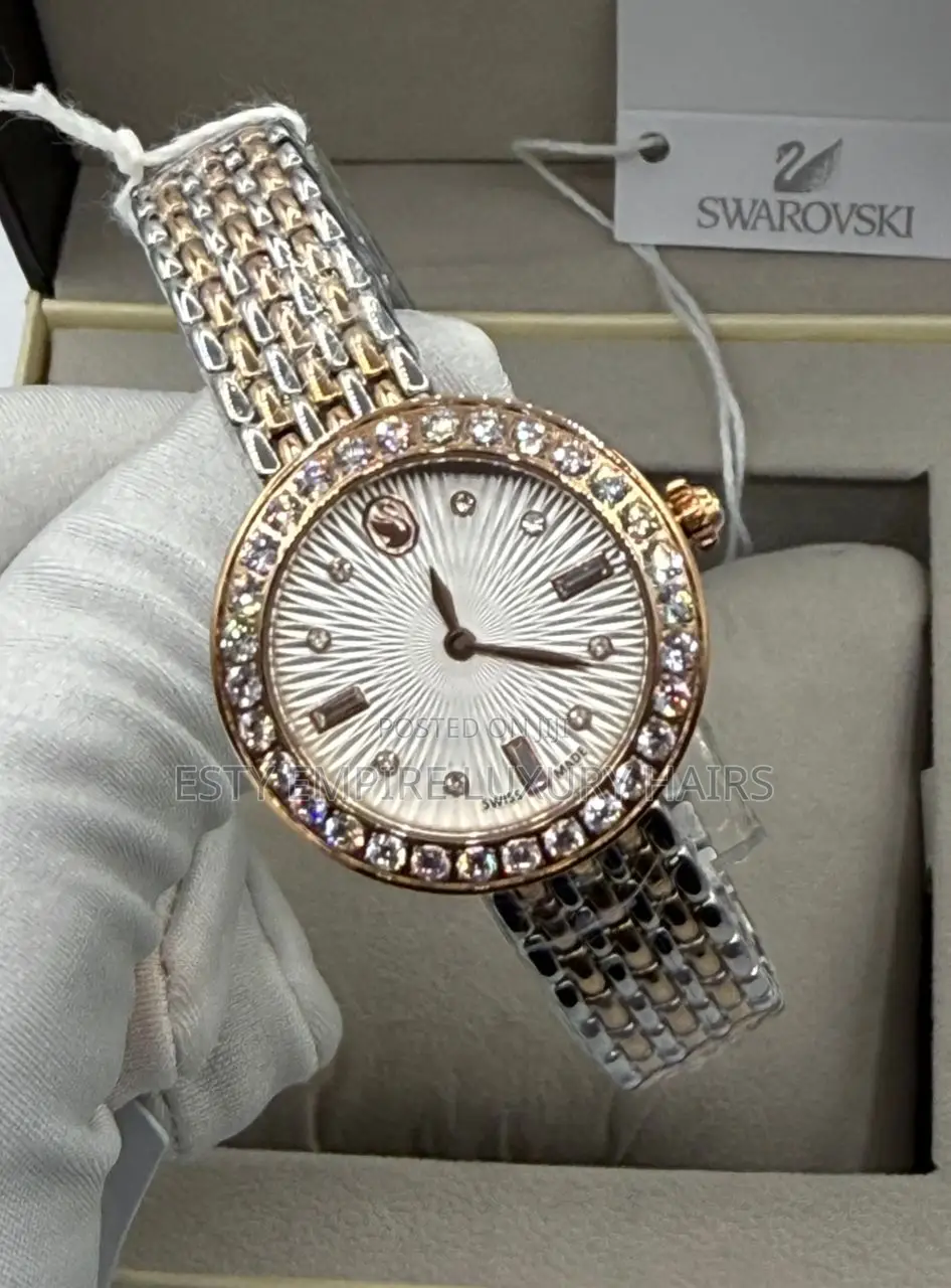 Swarovski Quality Luxury Female Chain Wristwatch