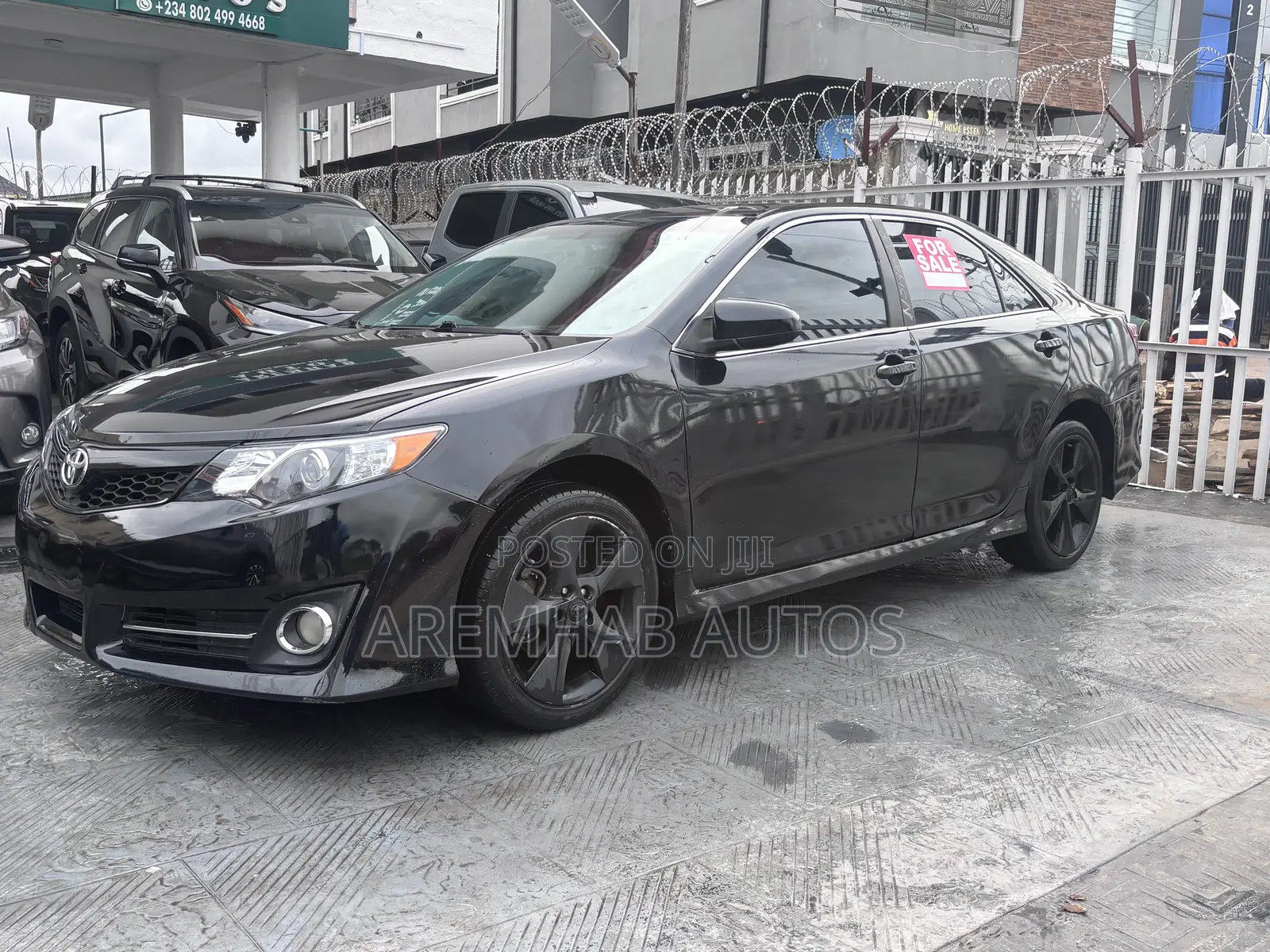 Toyota Camry SE 4dr Sedan (2.5L 4cyl 6A) 2013 Black