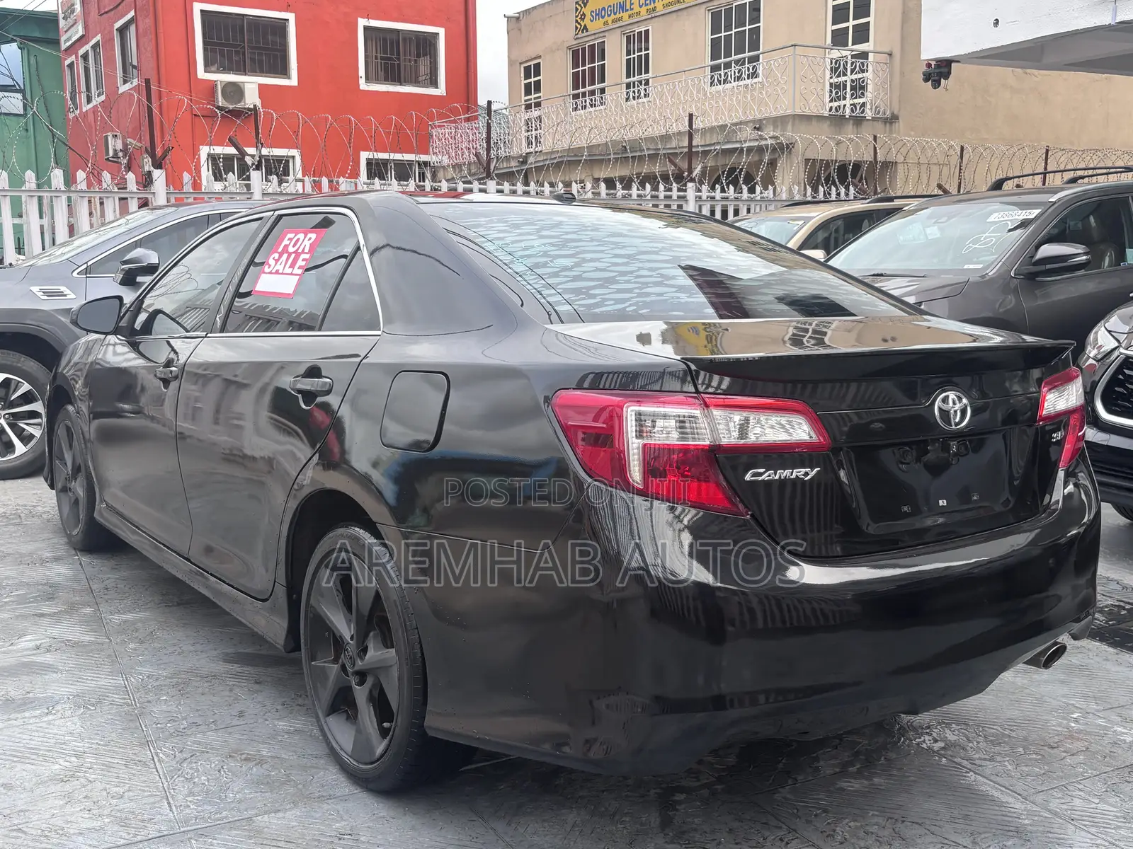 Toyota Camry SE 4dr Sedan (2.5L 4cyl 6A) 2013 Black