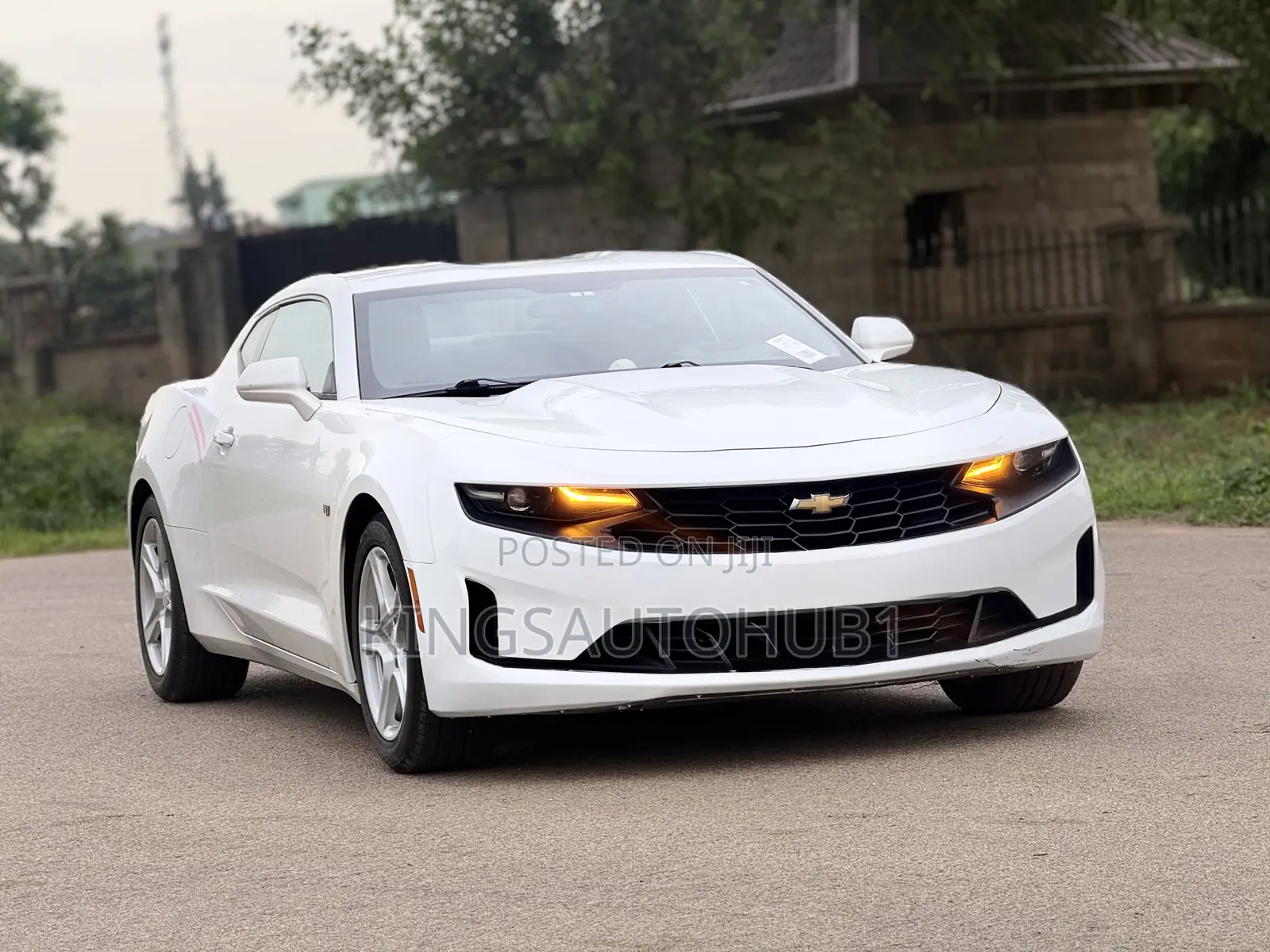 Chevrolet Camaro 2020 White