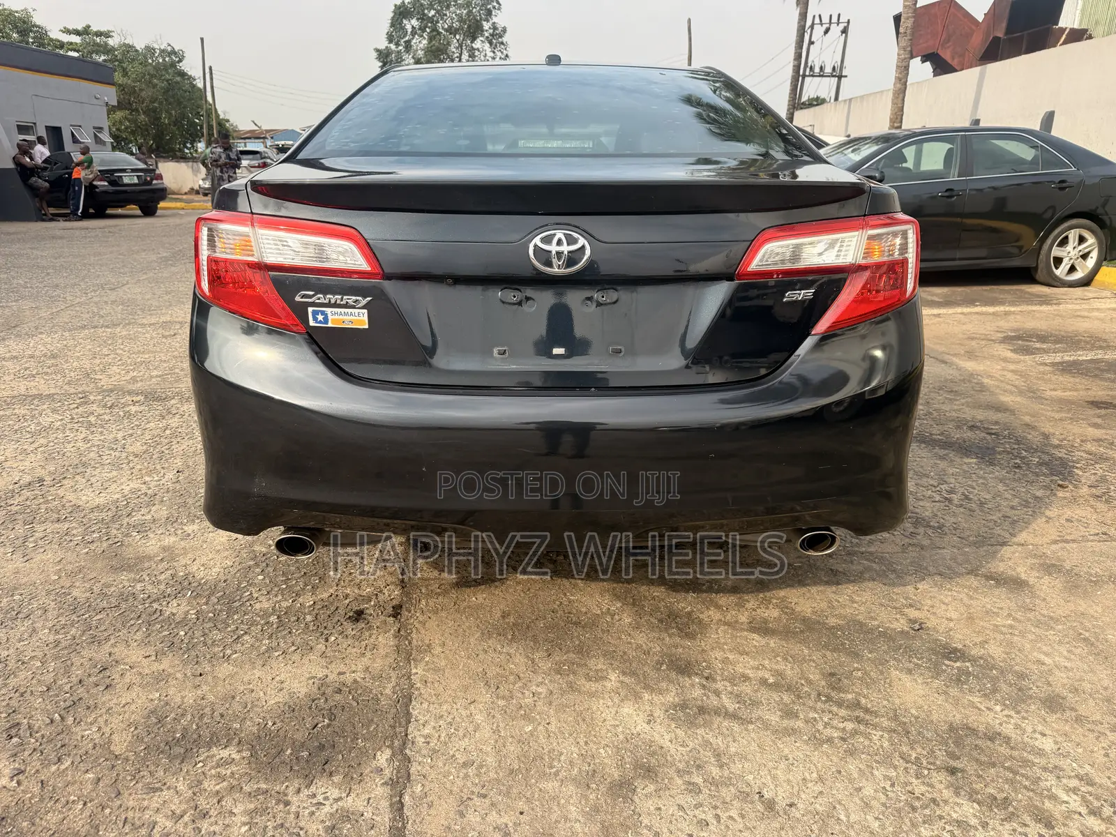 Toyota Camry SE 4dr Sedan w/Prod. End 11/13 (3.5L 6cyl 6A) 2014 Blue