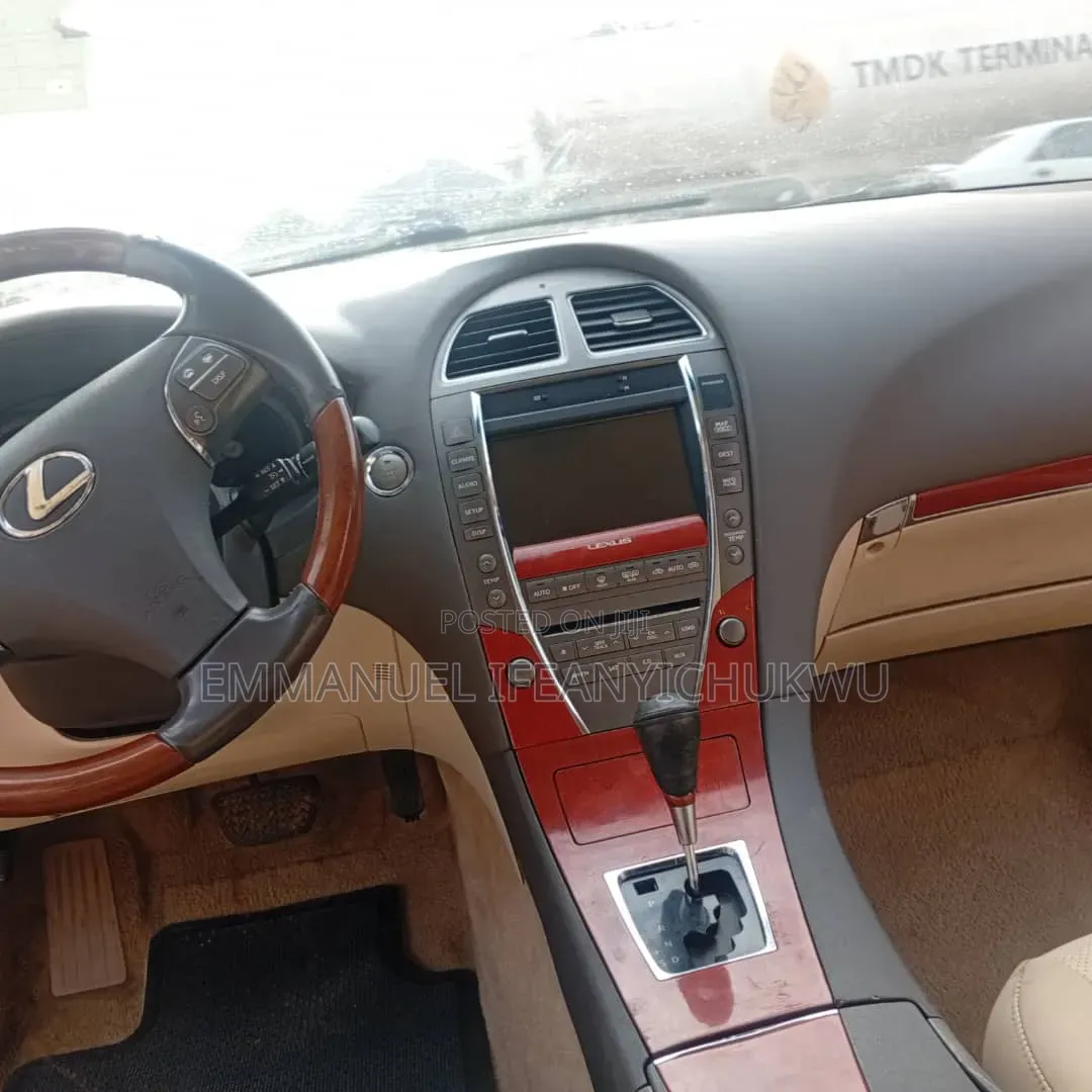 Lexus ES 350 2011 Black