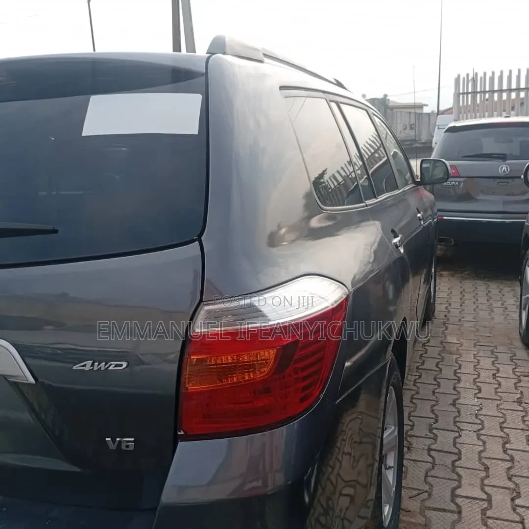 Toyota Highlander 2009 Gray