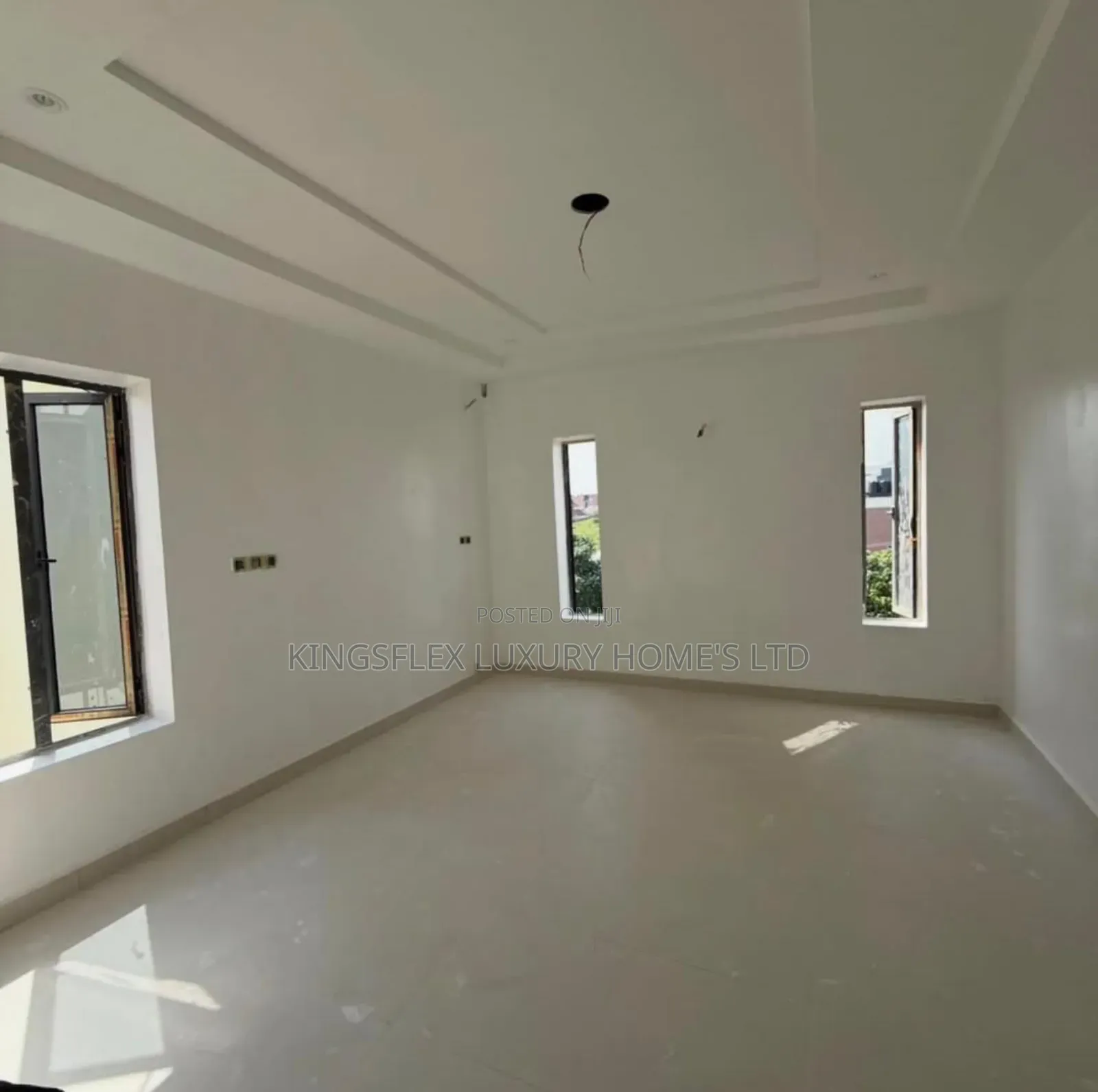 4bdrm Duplex in Estate, Life Camp for sale