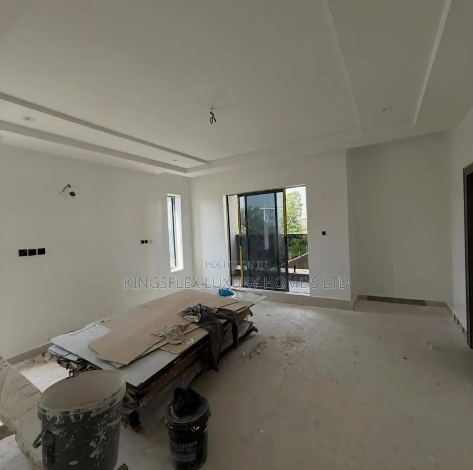 4bdrm Duplex in Estate, Life Camp for sale