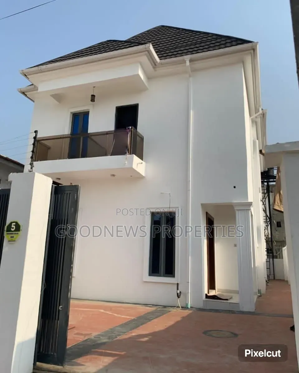 4bdrm Duplex in Amenvile Estate Ajah for sale