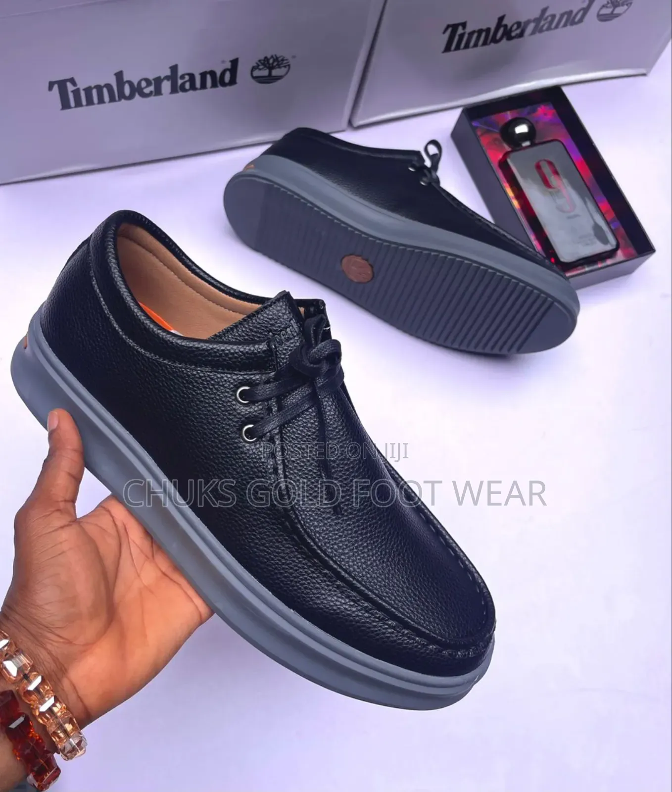 Clark Signature Shoes — Where Style Meets Comfort