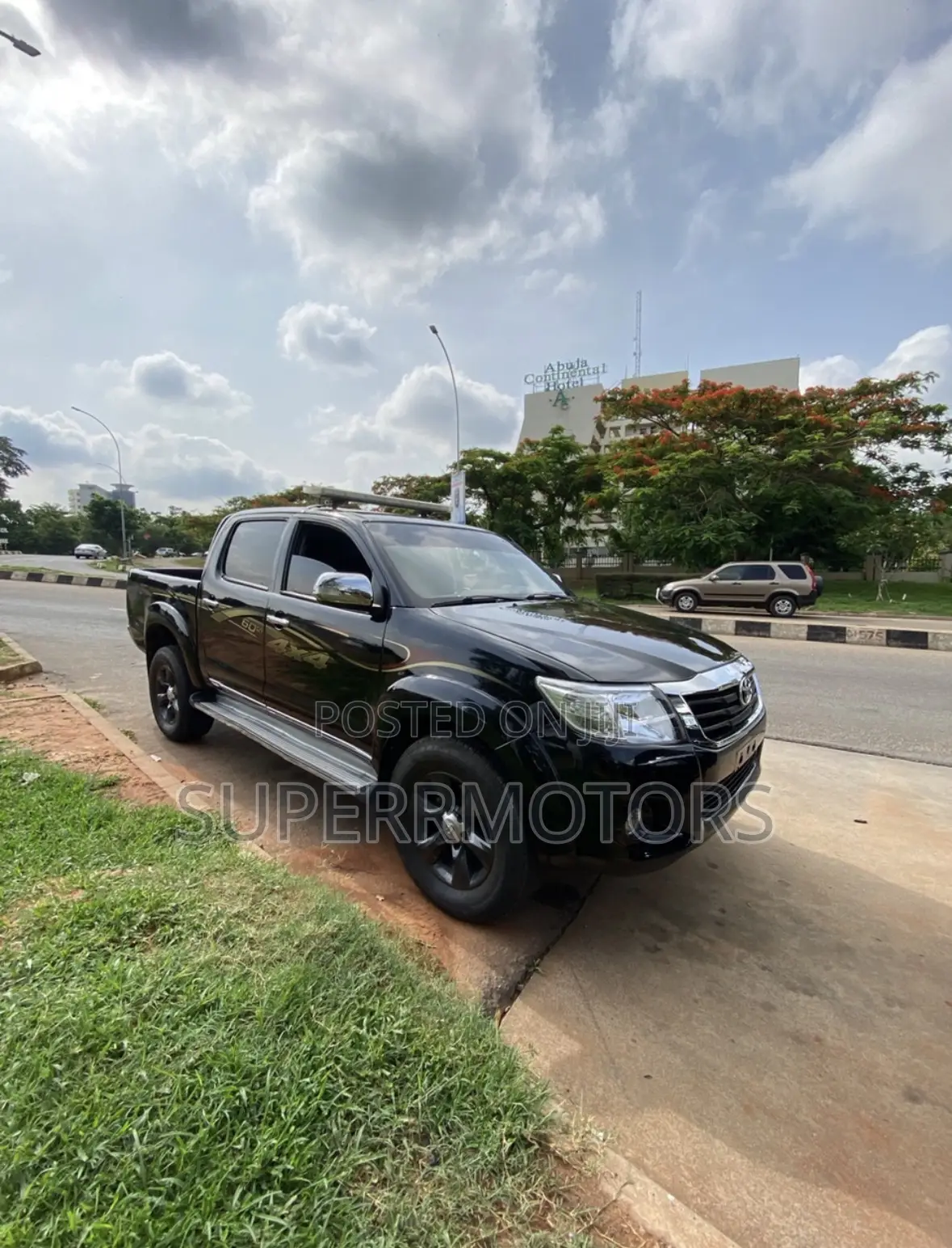 2015 Toyota Hilux 4x4 - Abuja Rental