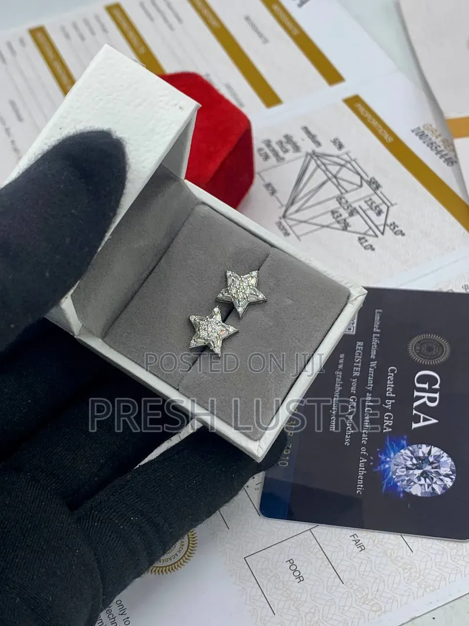 VVS Diamond Earrings With a Free Diamond Tester