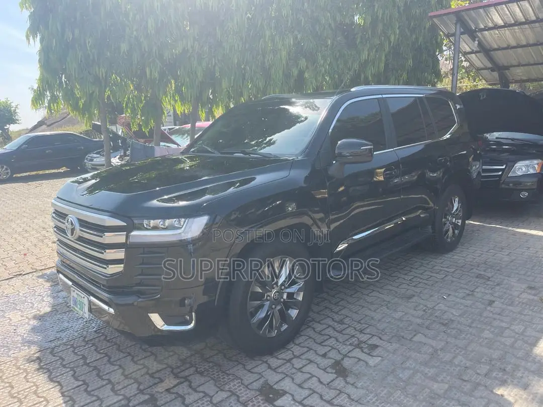 Toyota Land Cruiser 2022 (Upgrade) - Abuja Rental