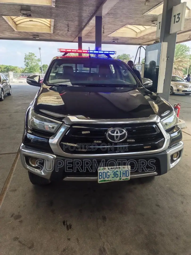 2018 Toyota Hilux 4x4 - Abuja Rental