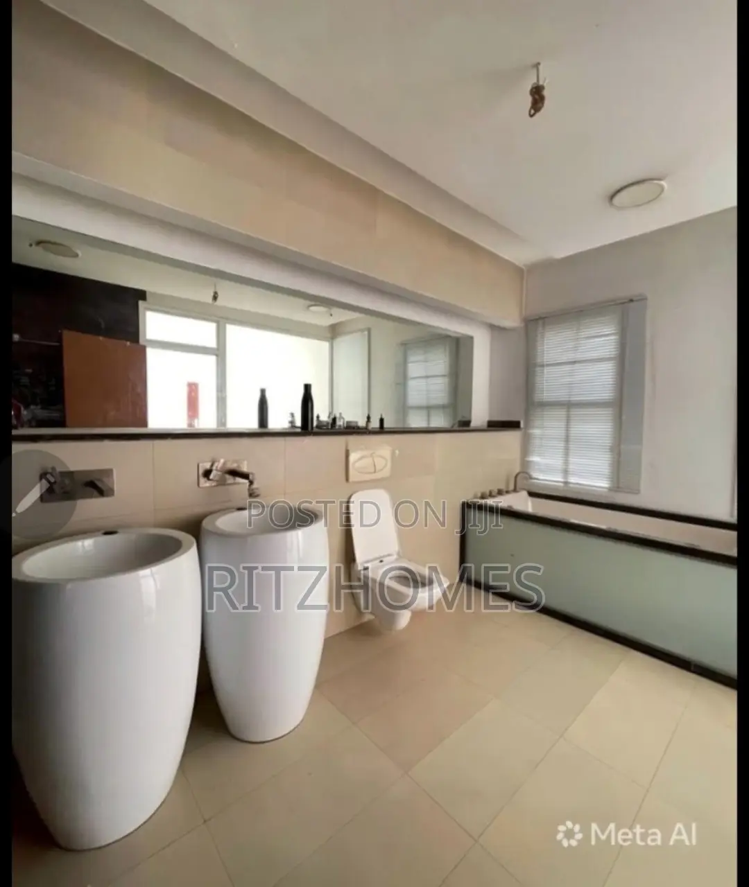 3bdrm Penthouse in Lekki Phase 1 for rent