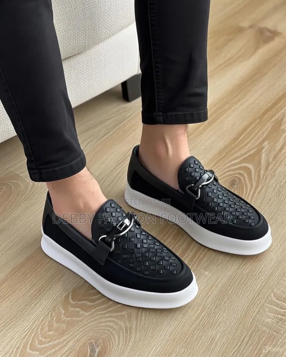 Elegant Hermès Paris Shoes Crafted With Timeless French Luxury Design