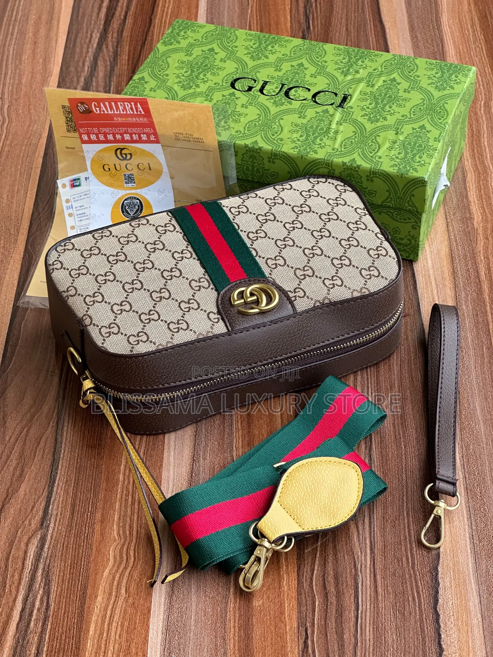 Gucci Luxury Side Crossbody Bag – Stylish, Durable Trendy Design