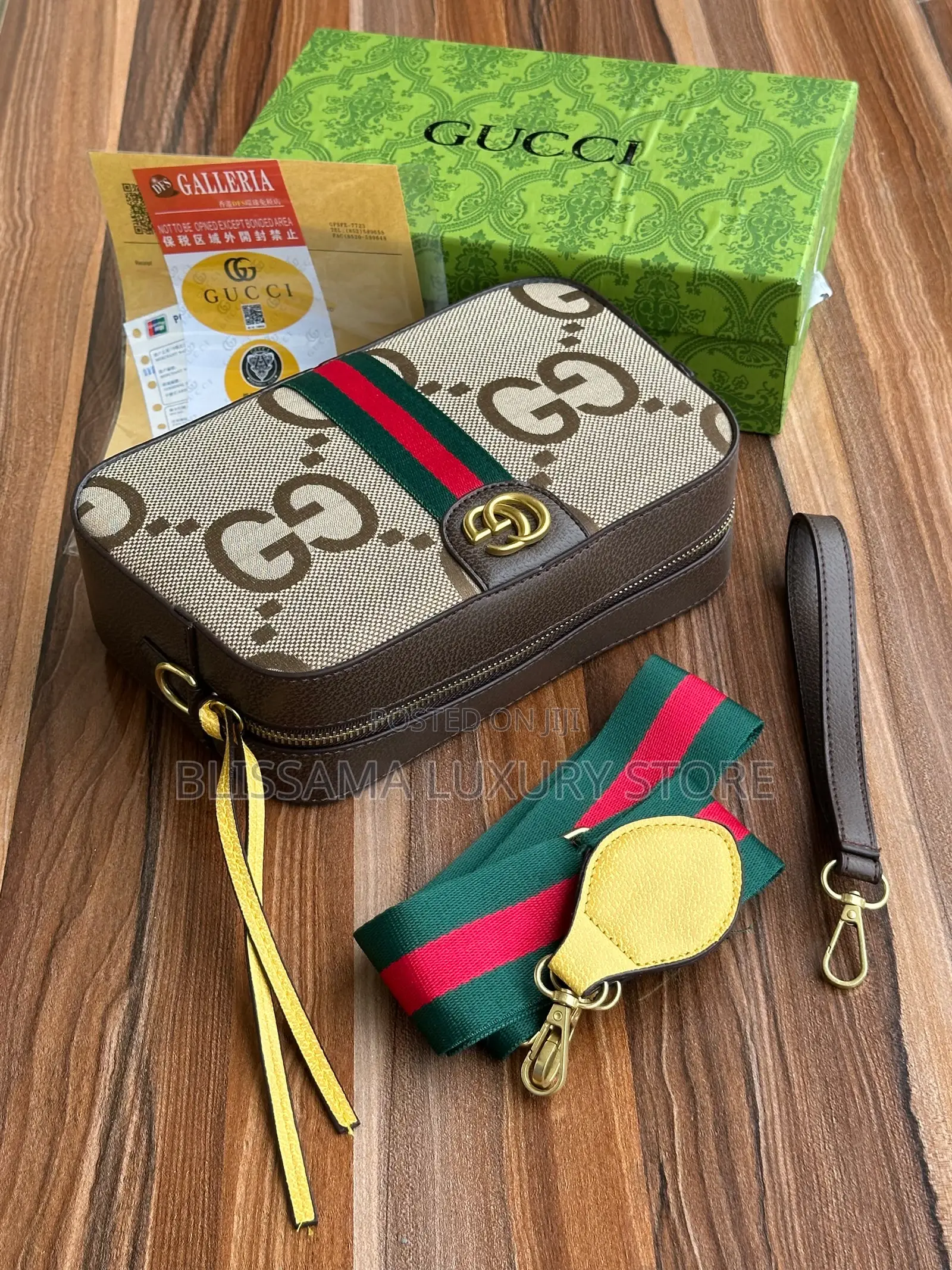 Gucci Luxury Side Crossbody Bag – Stylish, Durable Trendy Design
