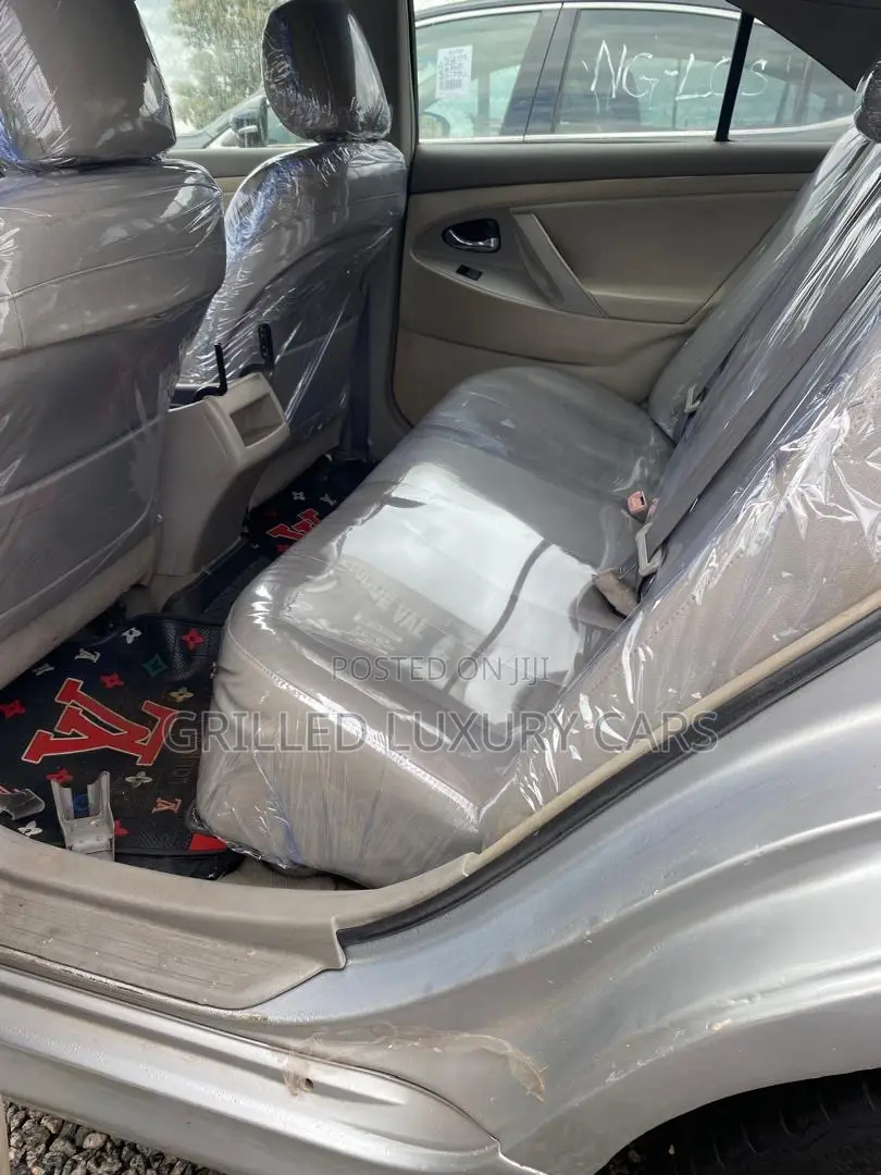 Toyota Camry LE 4dr Sedan (2.4L 4cyl 5A) 2007 Silver