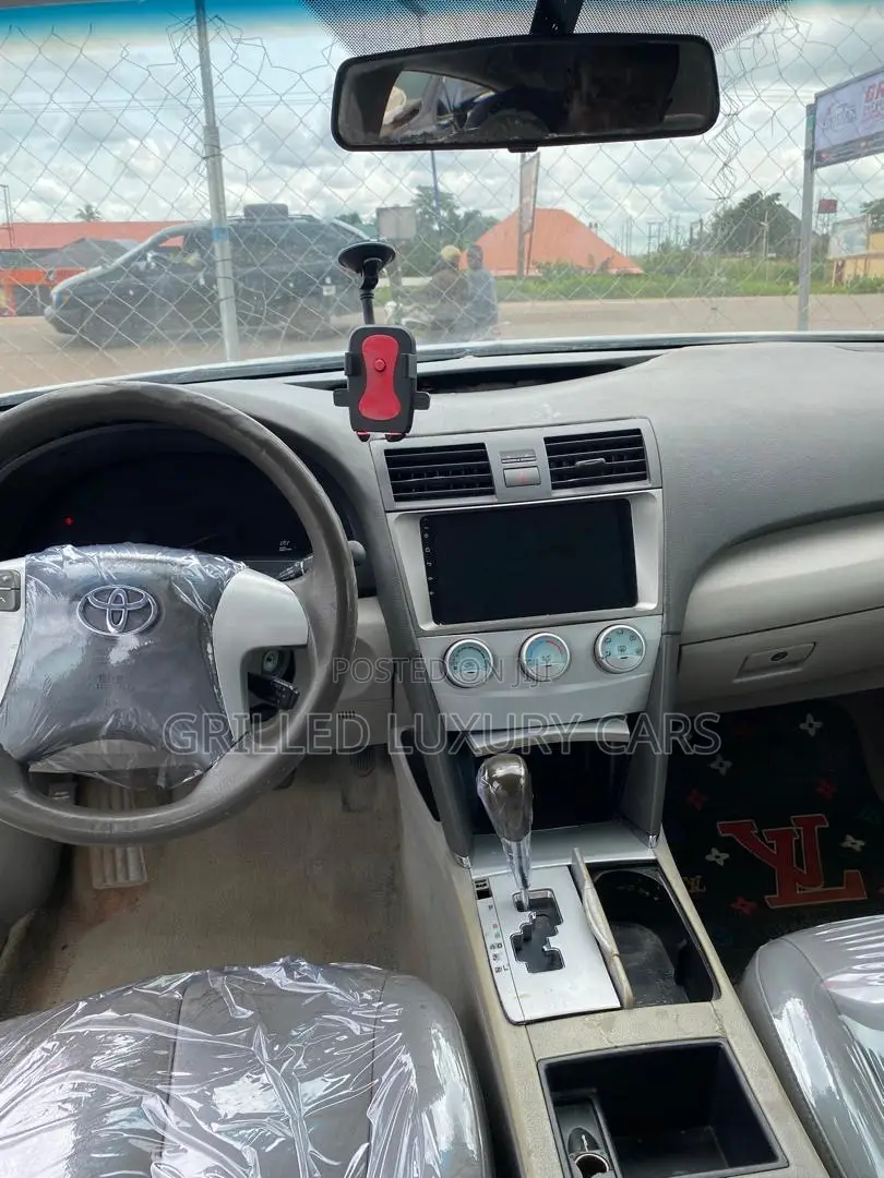 Toyota Camry LE 4dr Sedan (2.4L 4cyl 5A) 2007 Silver