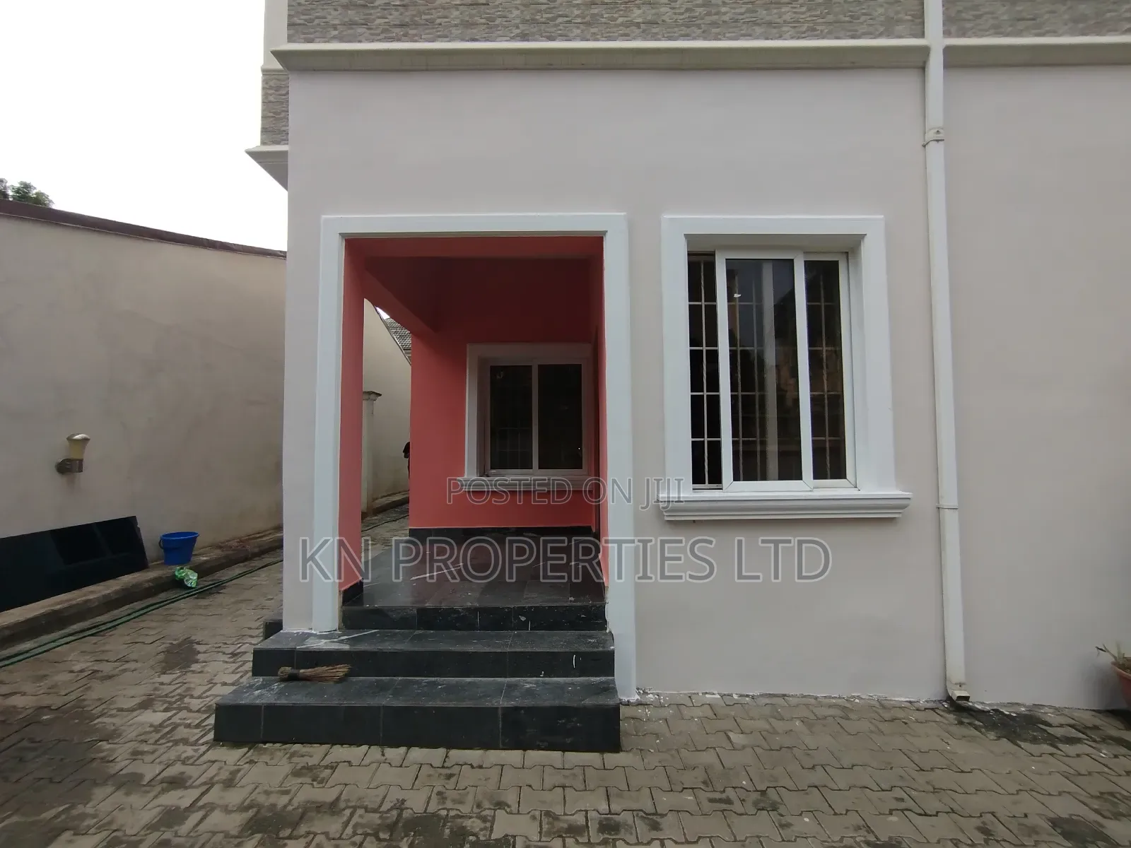 2bdrm Apartment in Wuse for rent