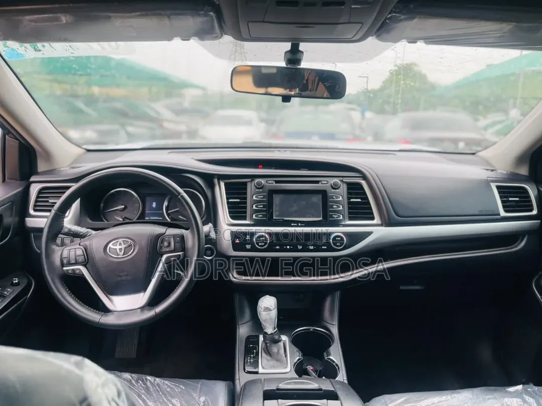 Toyota Highlander 2016 Silver