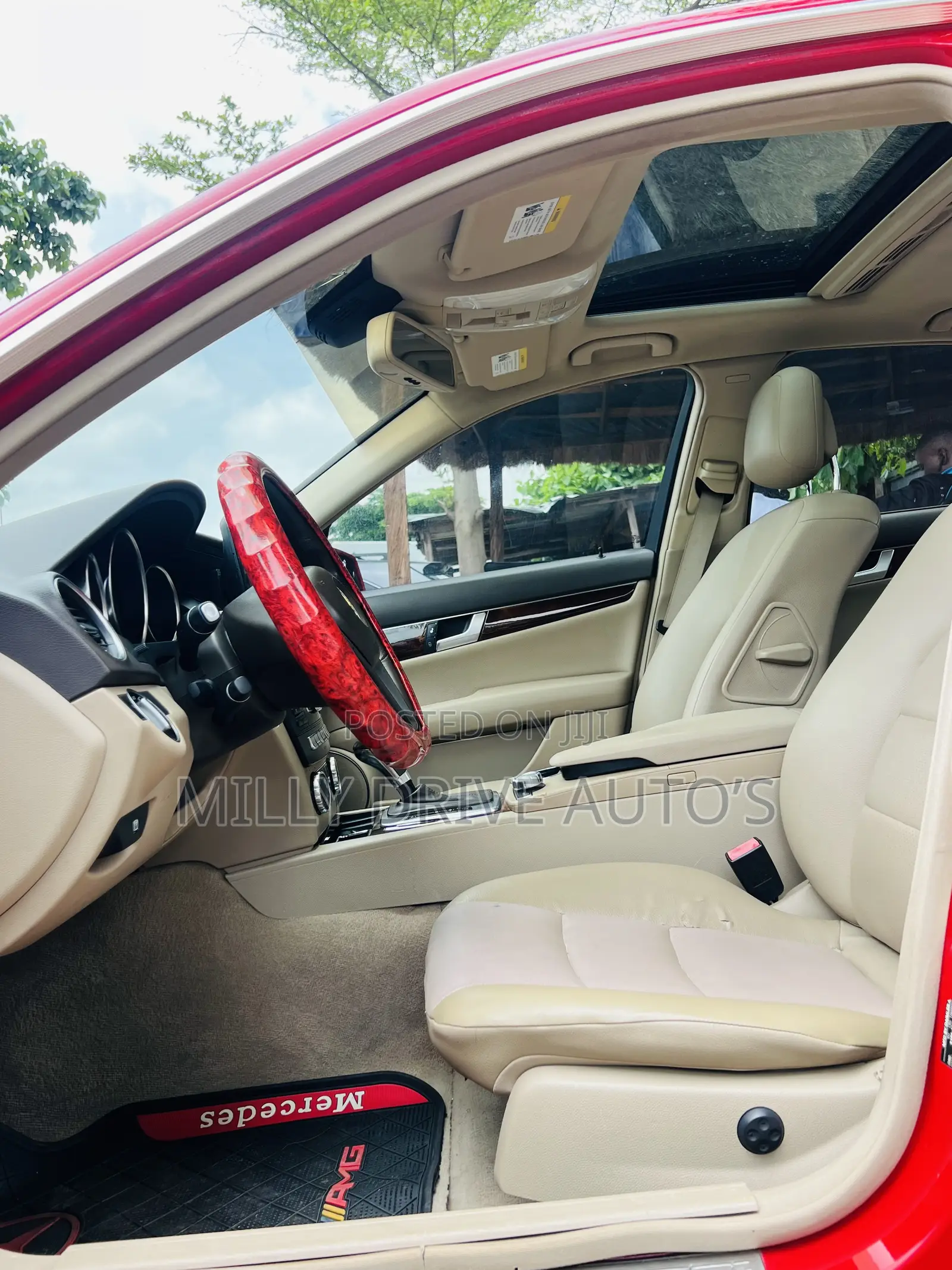 Mercedes-Benz C300 2012 Red