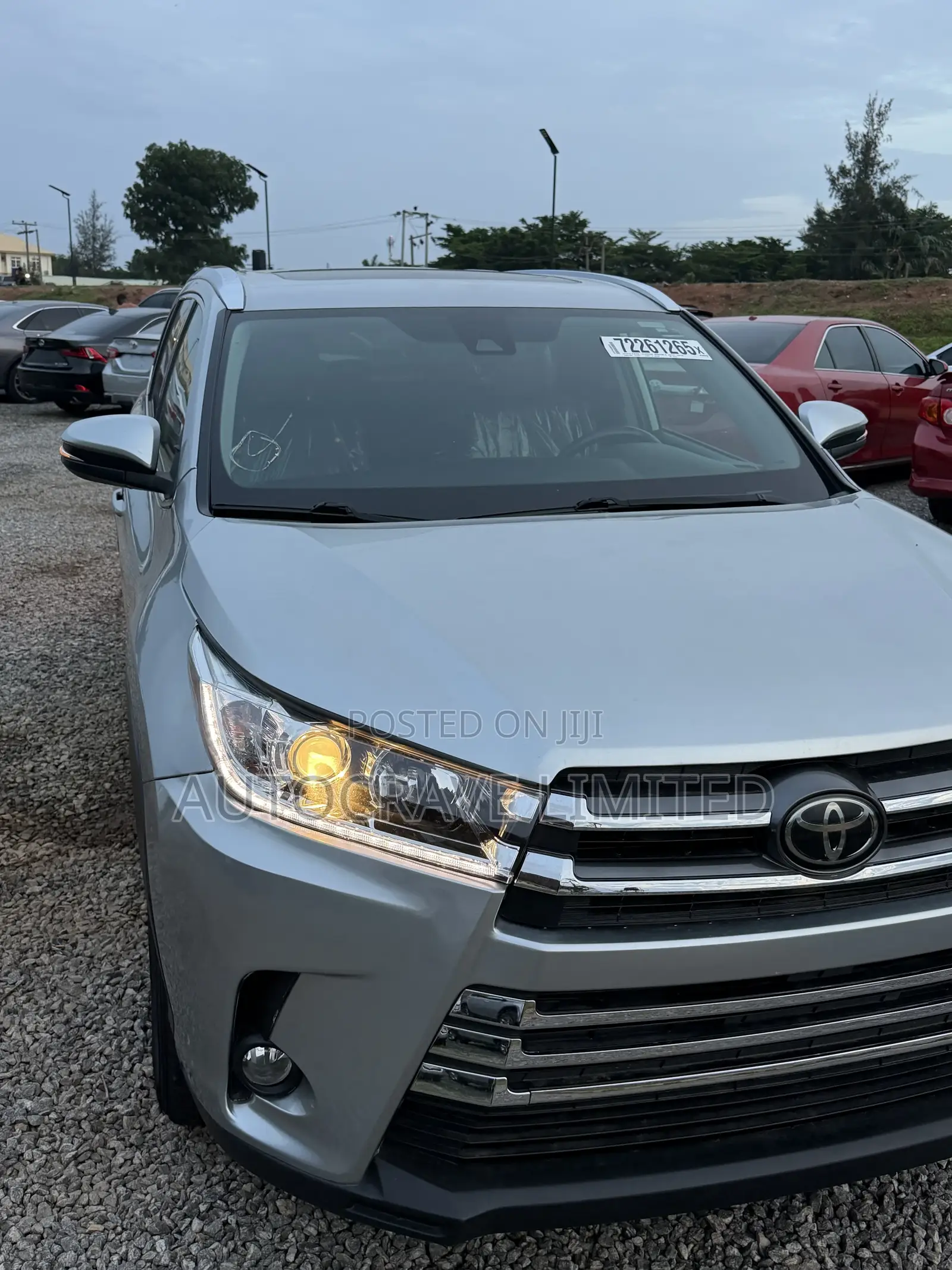 Toyota Highlander XLE 2019 Silver