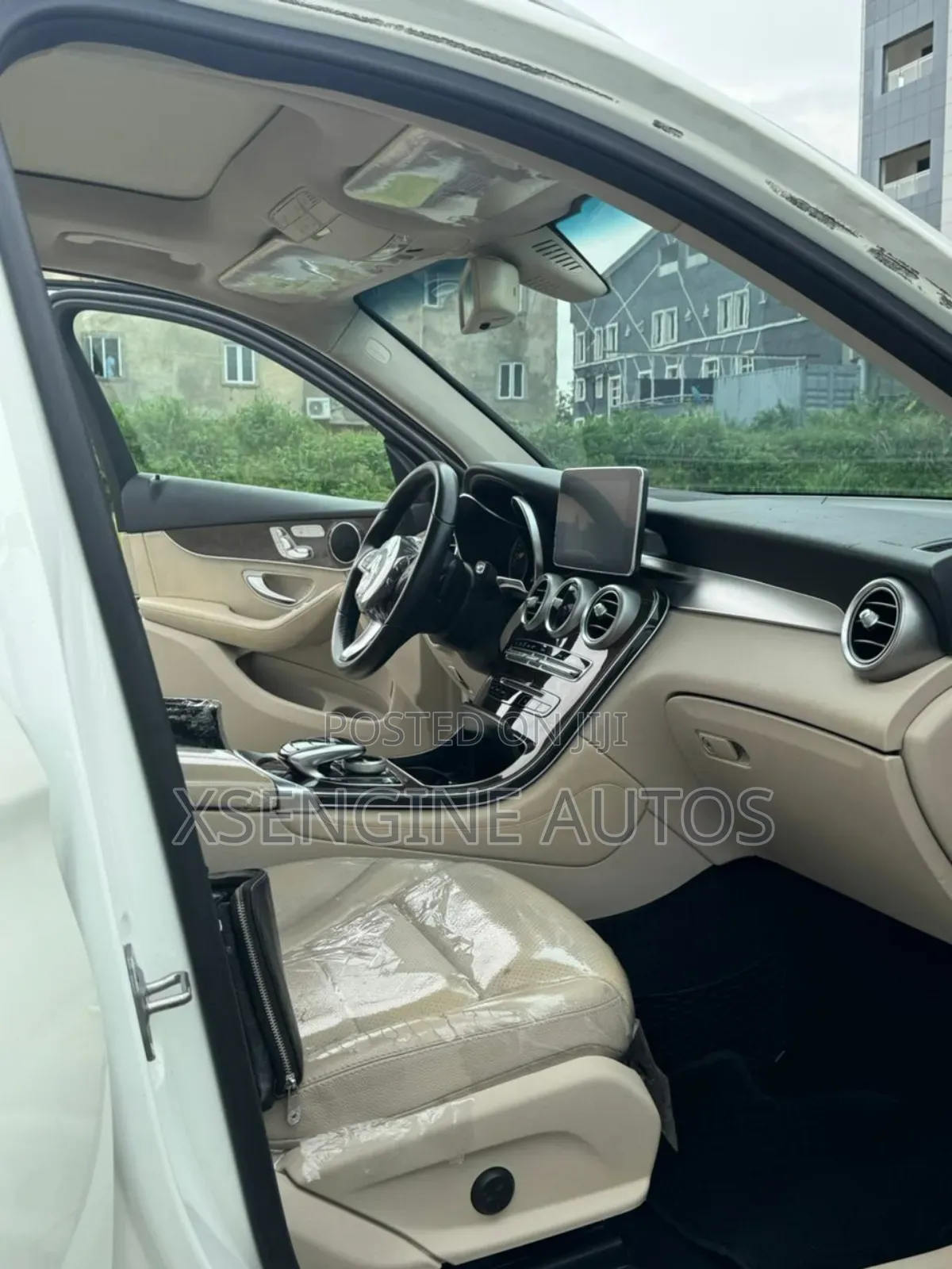 Mercedes-Benz GLC-Class 2017 White