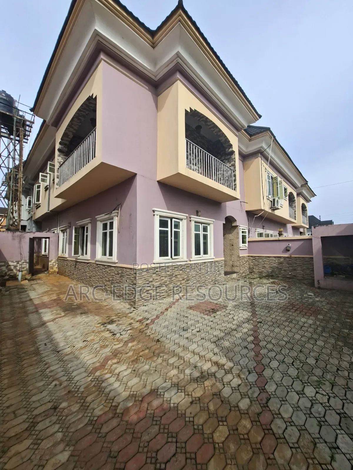 4bdrm Duplex in Apple Junction for rent