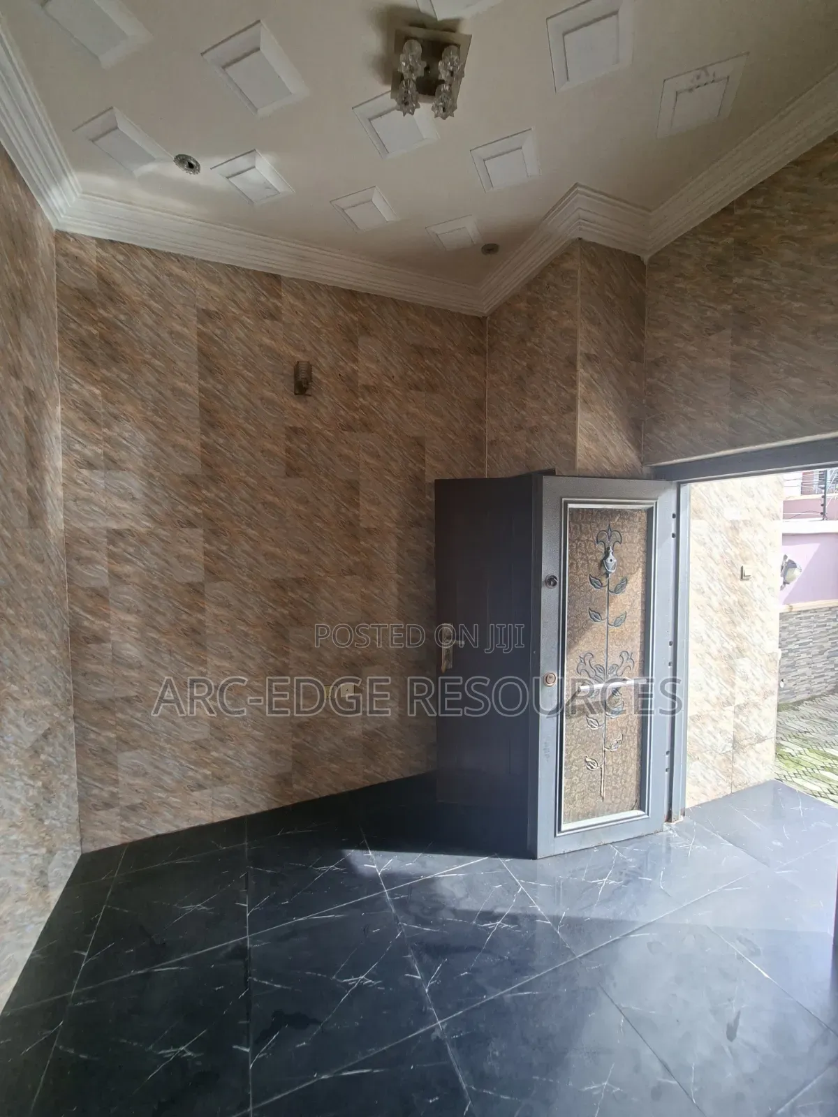 4bdrm Duplex in Apple Junction for rent