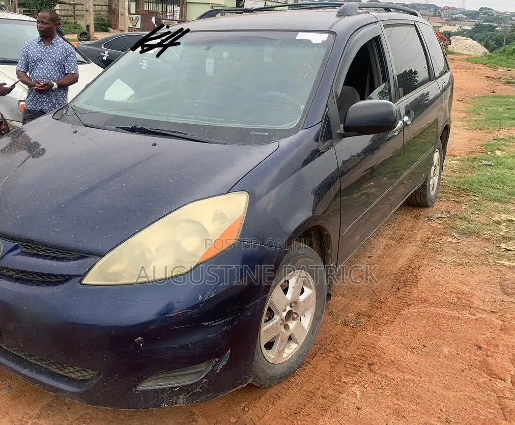 Toyota Sienna 2007 Blue