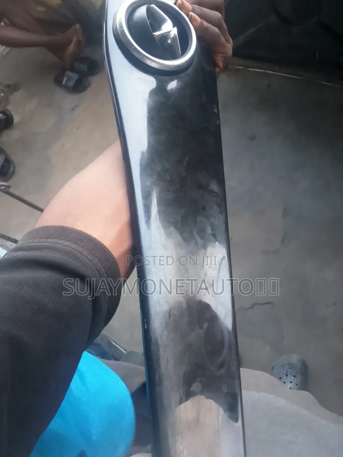 Mercedes Benz Cla Dashboard Ac Vent and Chrome
