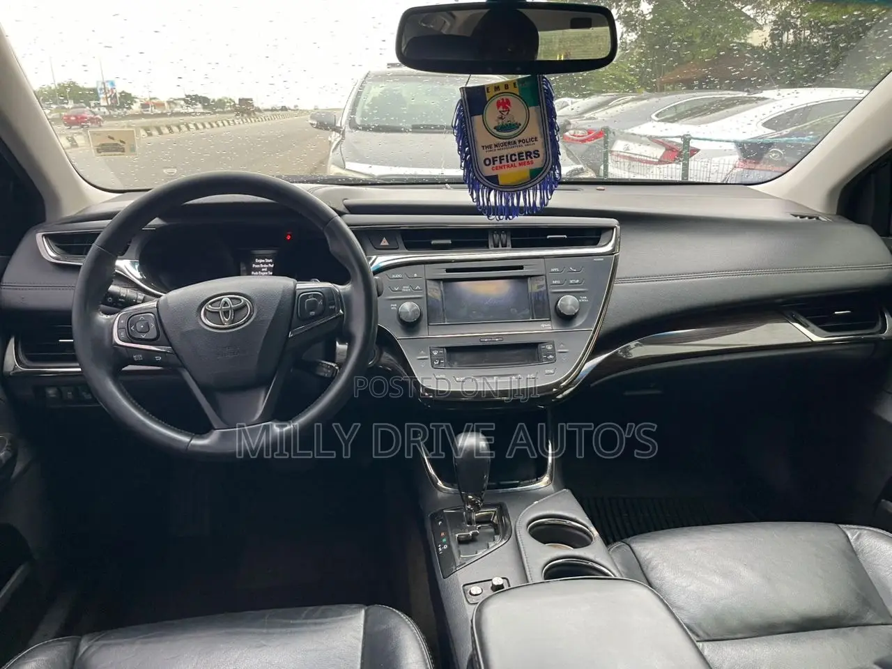 Toyota Avalon XLE Premium Sedan FWD (3.5L 6cyl 6A) 2013 Black