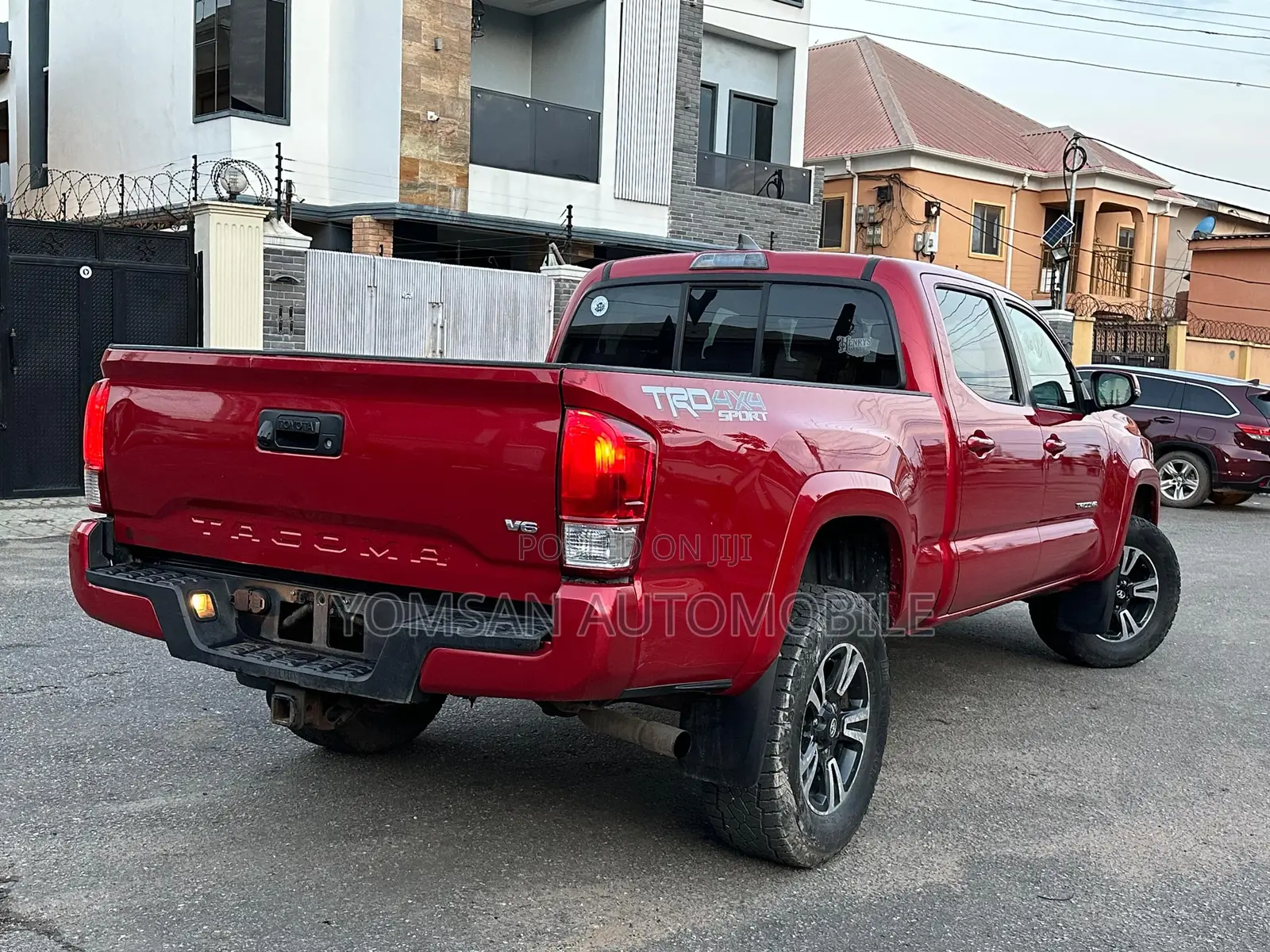 Toyota Tacoma 4dr Double Cab 2016 Red