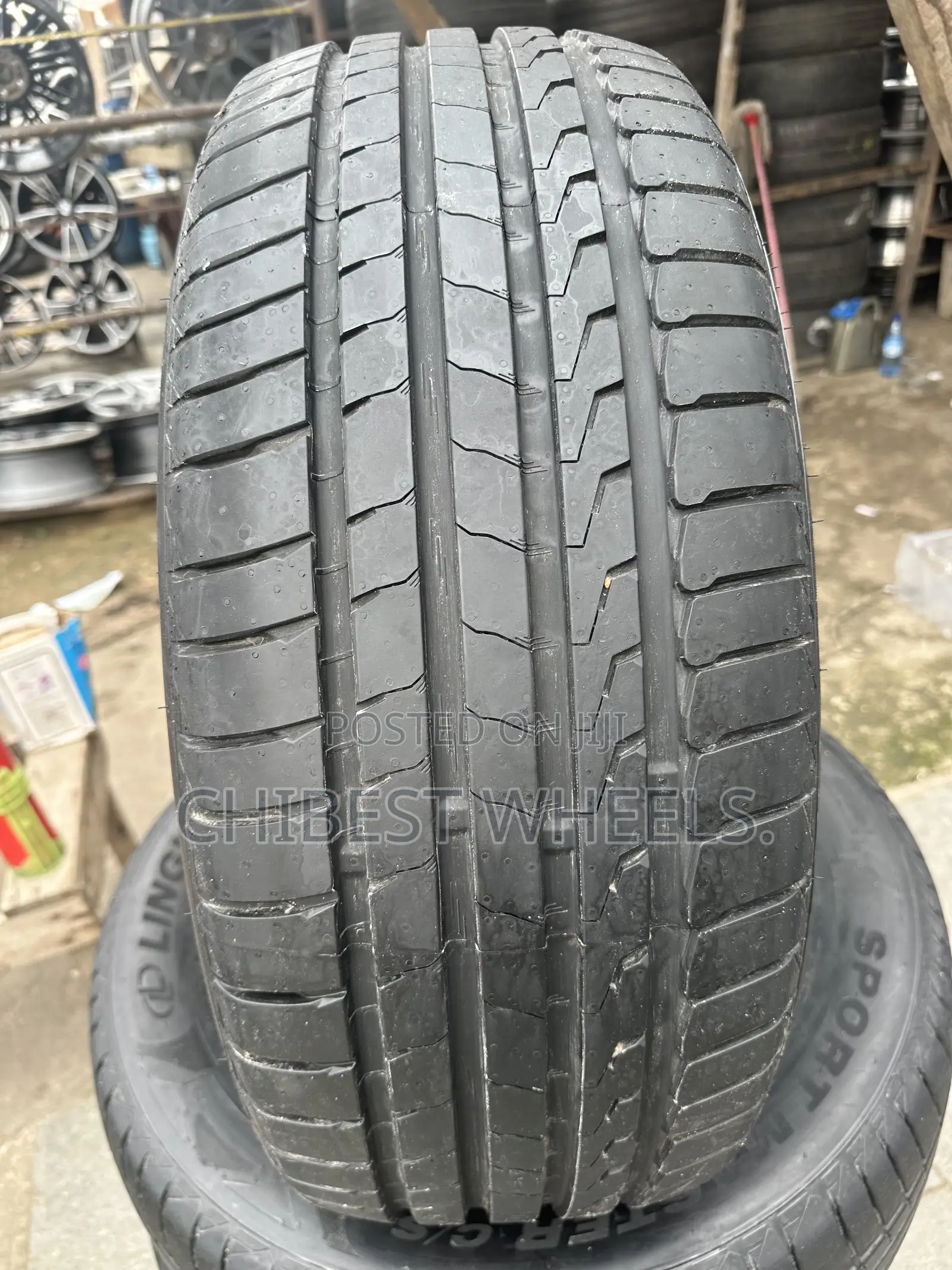 255/55/19 Tokunbor First Grade Tyer Manufacturing Date 2026