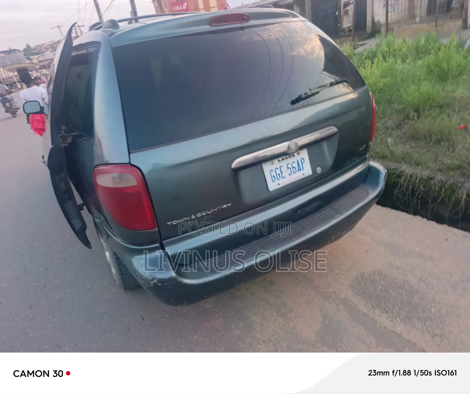 Chrysler Town & Country 2003 Blue