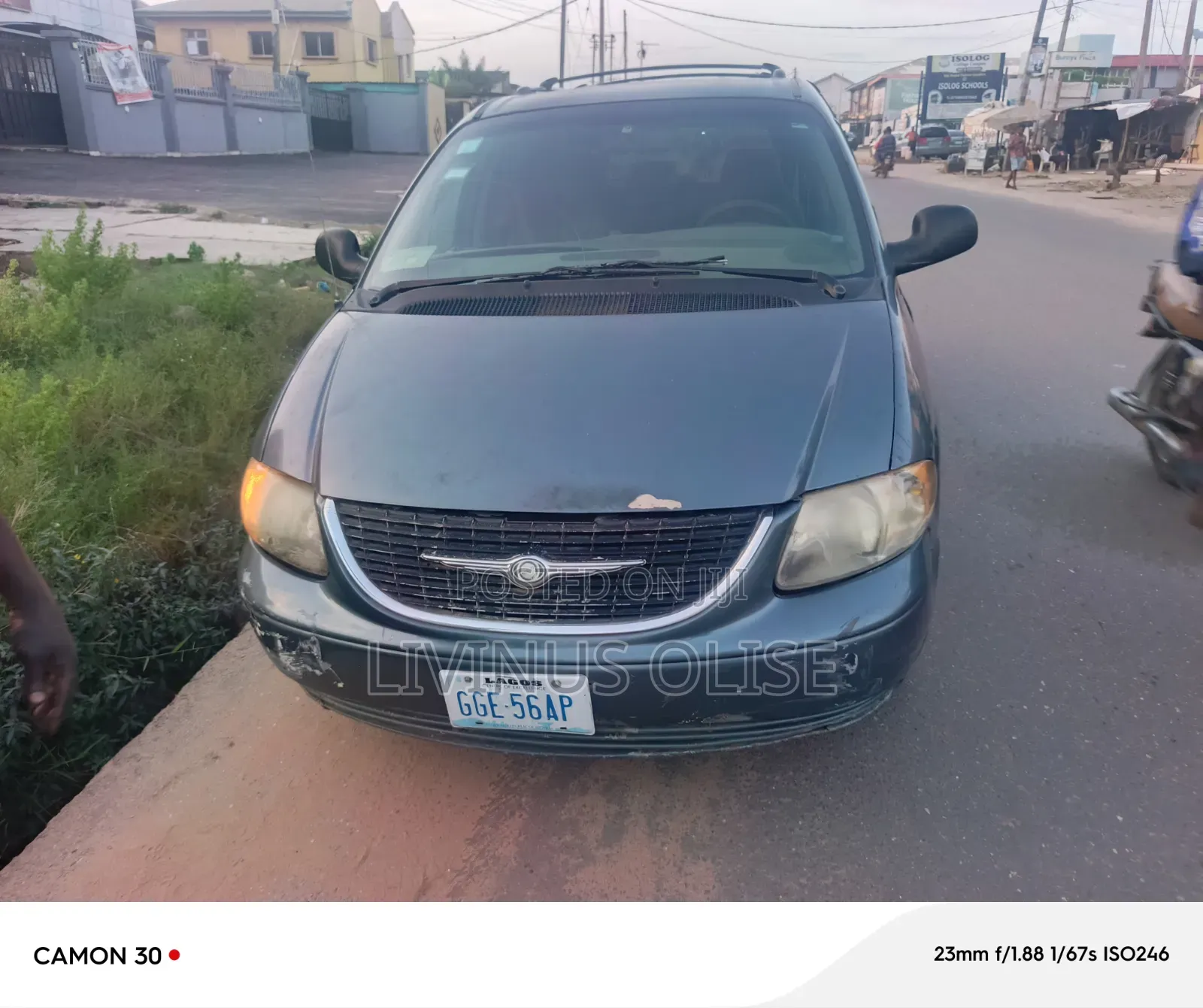 Chrysler Town & Country 2003 Blue