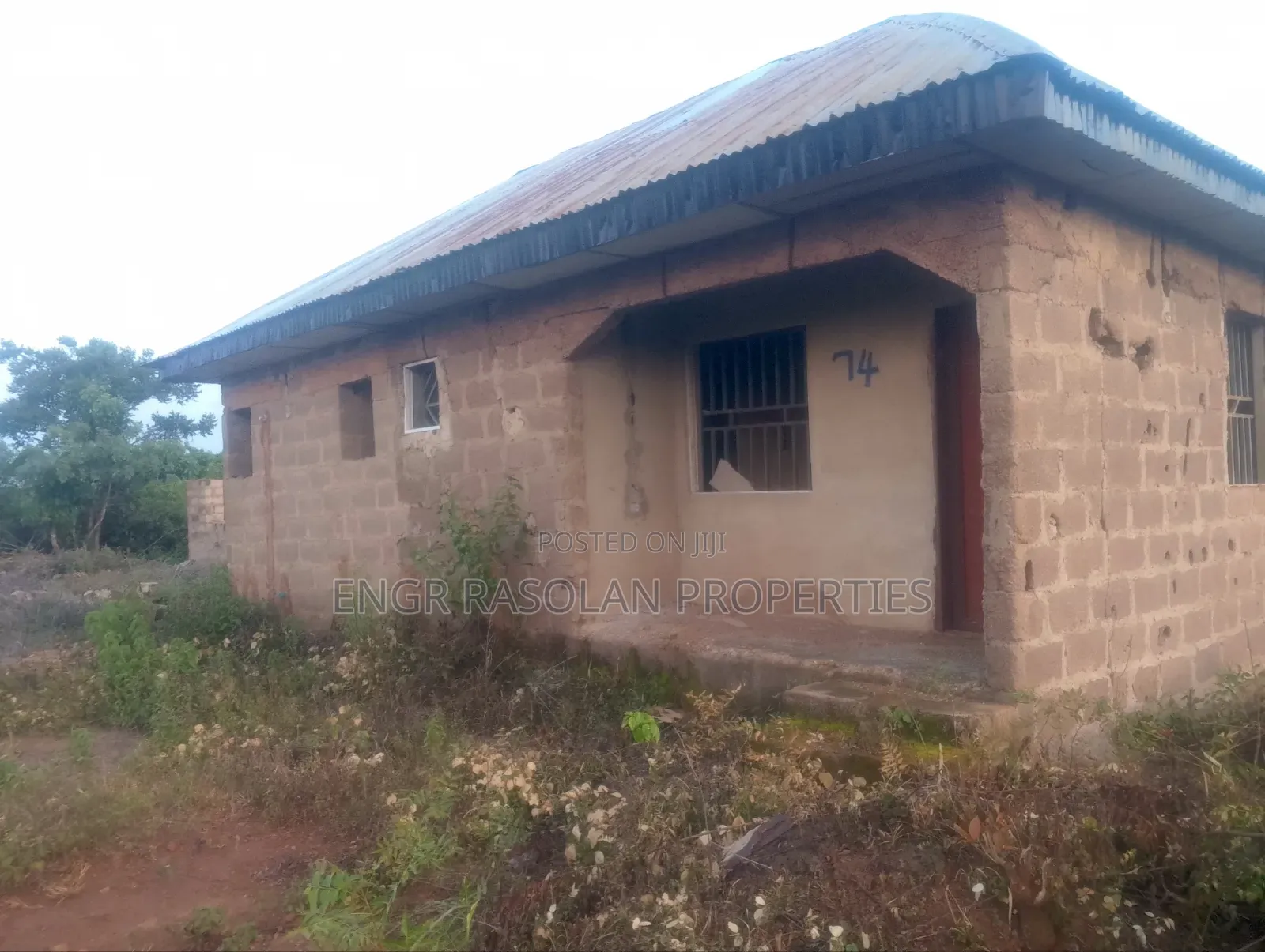 3bdrm Block of Flats in Ogbondoroko, Asa for sale
