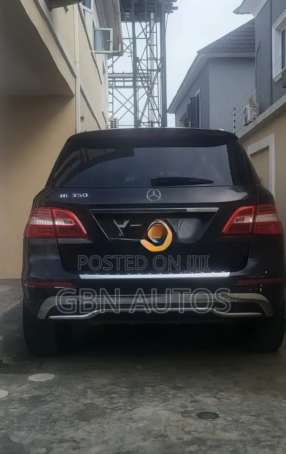 Mercedes-Benz M Class ML350 4MATIC 4dr SUV AWD (3.5L 6cyl 7A) 2014