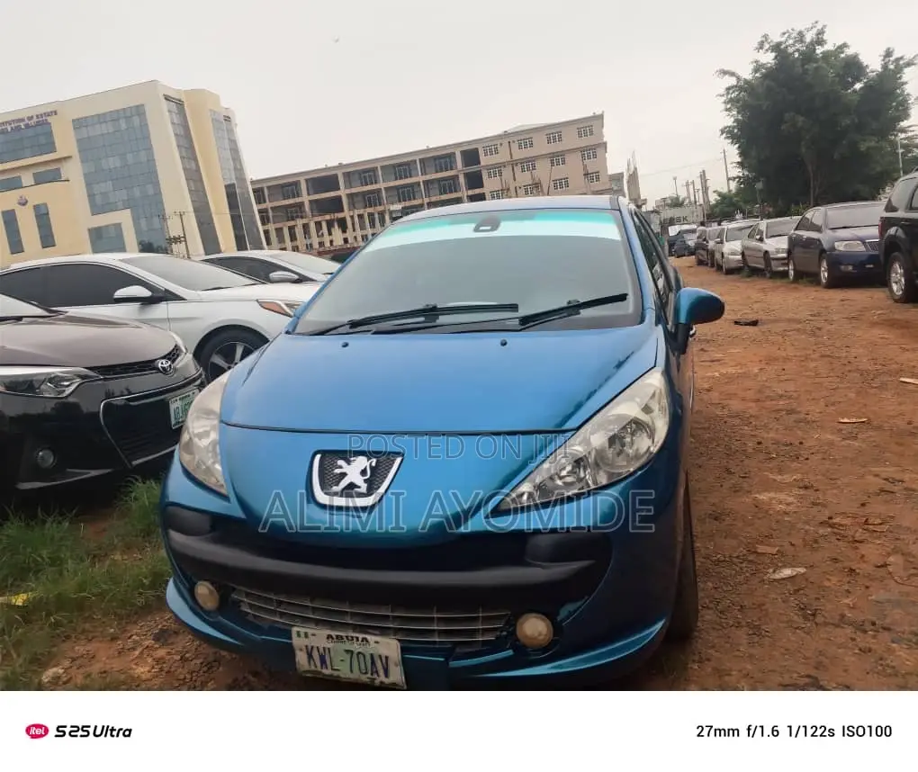 Peugeot 207 2012 Blue