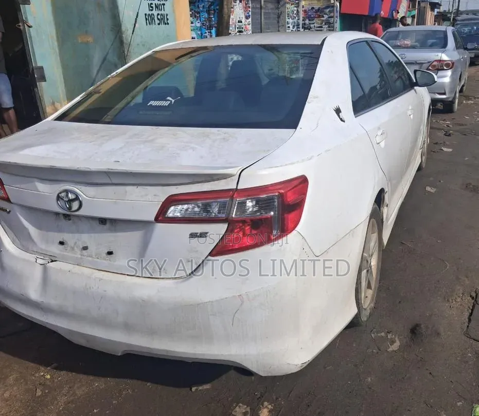 Toyota Camry 2013 White