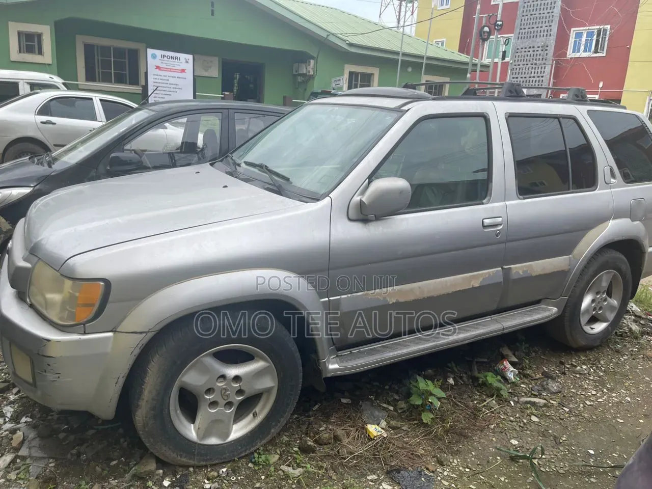 Infiniti QX4 2003 Silver