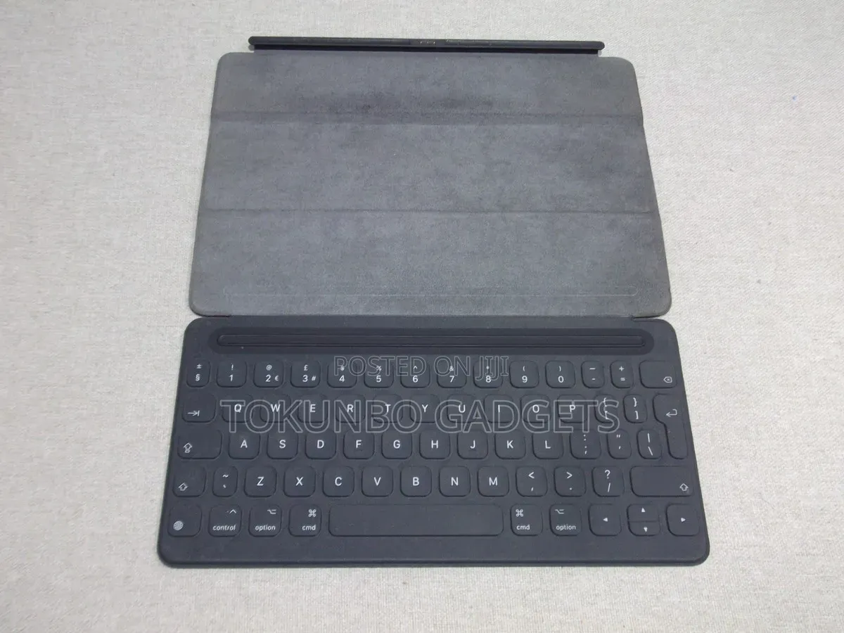 Apple Smart Keyboard for iPad Pro 9.7/10.5"/ iPad 7 8 9/Air 3rd Gen