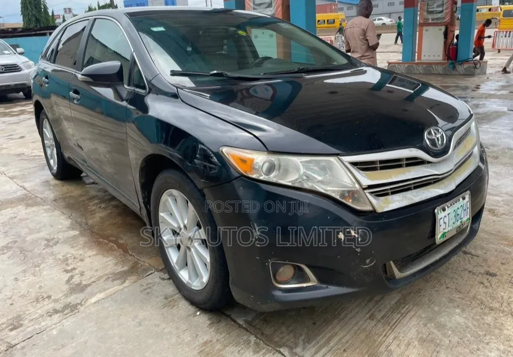 Toyota Venza AWD 2010 Black