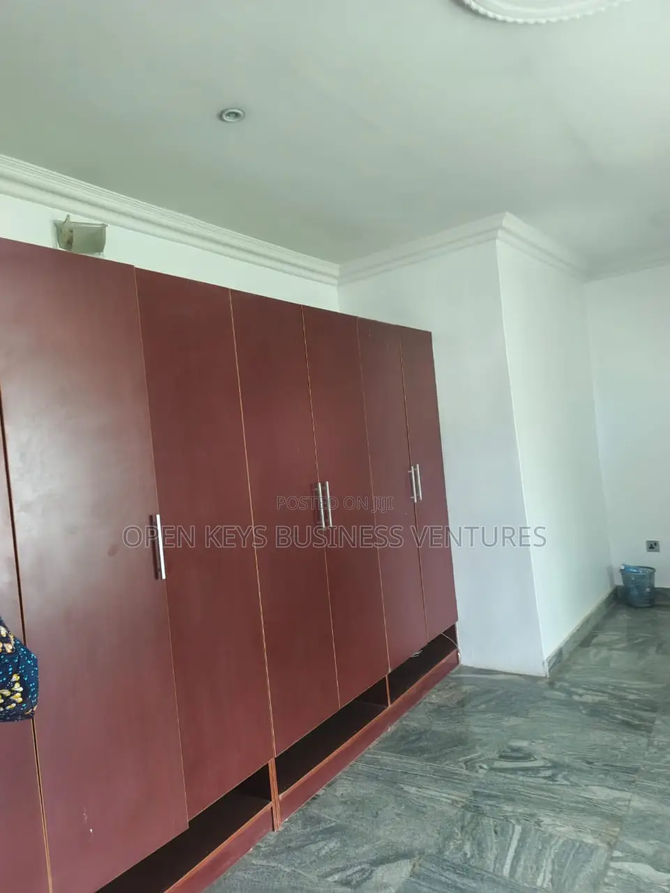Furnished 3bdrm Bungalow in Iletuntun, Idishin for sale