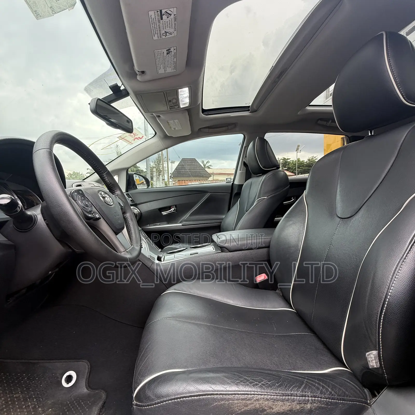 Toyota Venza XLE 2015 Black