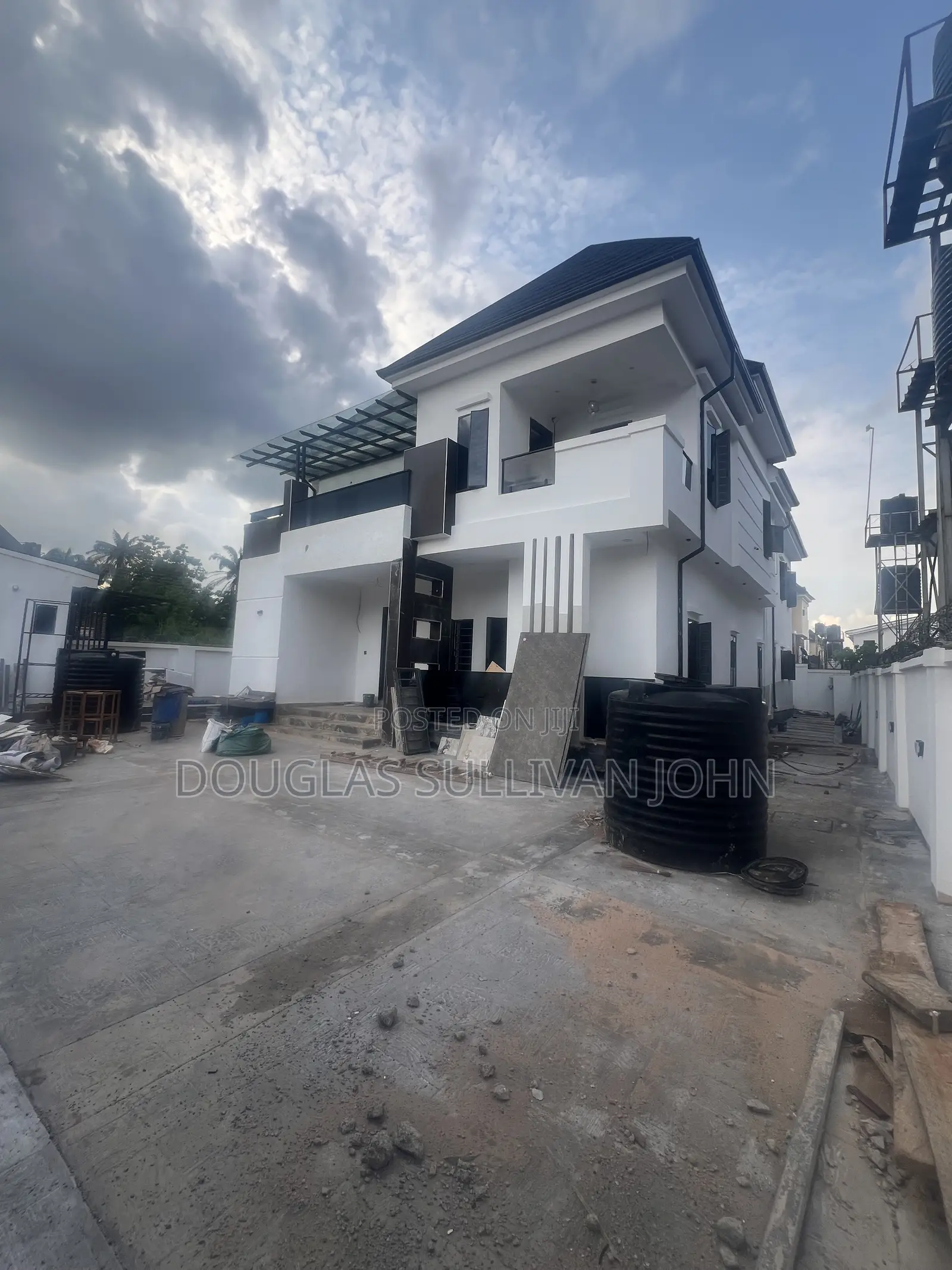 6bdrm Duplex in Wtc Estate, Enugu for sale
