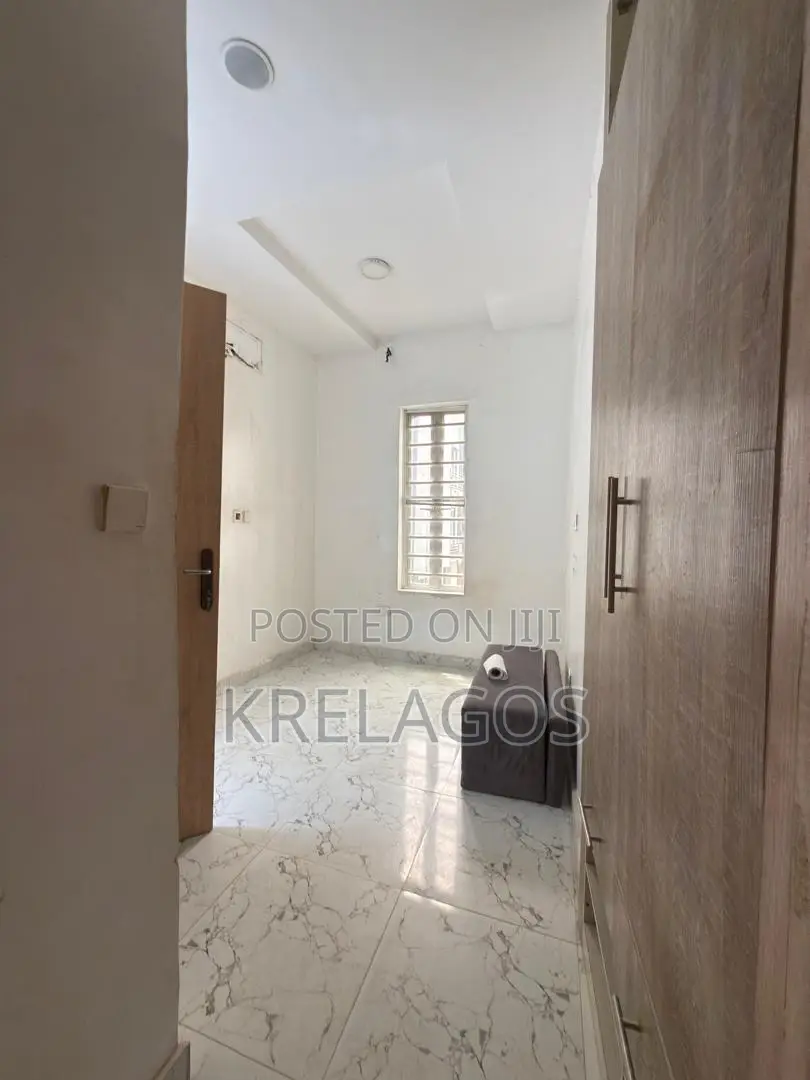 4bdrm Duplex in Chevron Toll Gate for rent