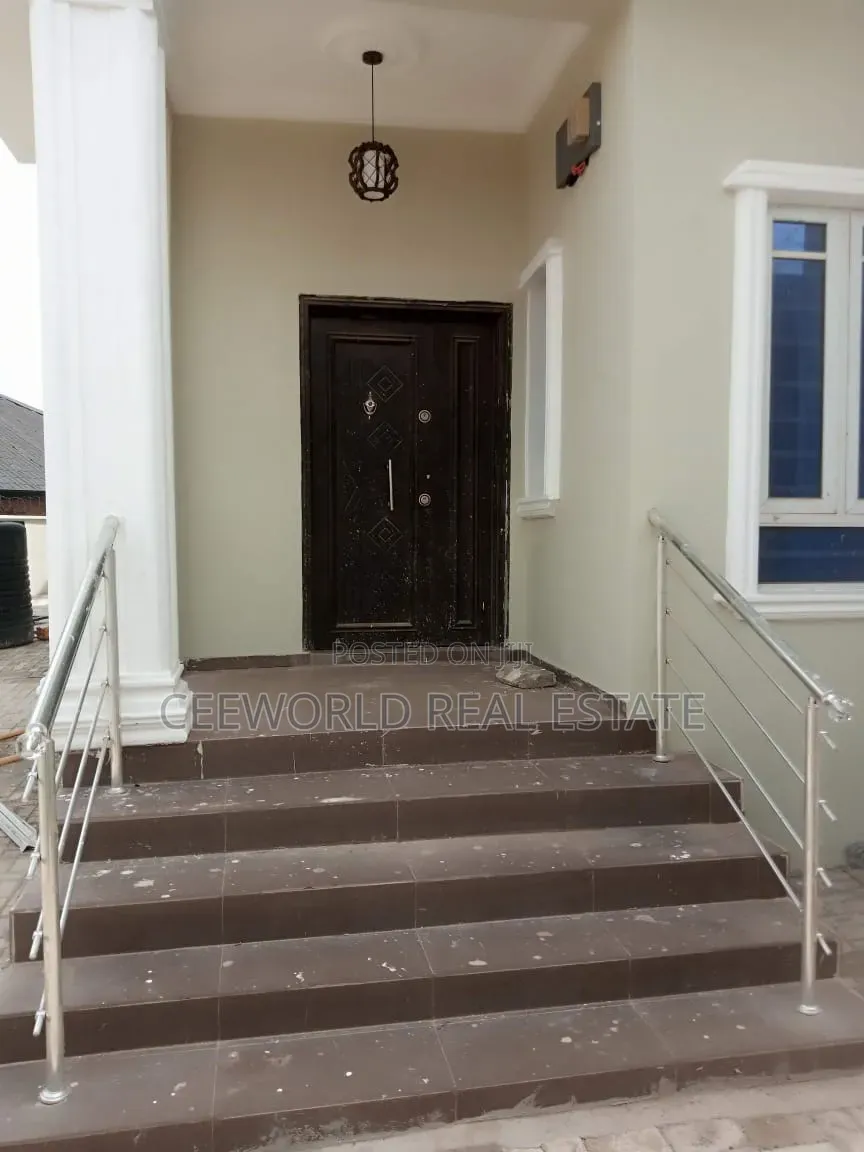 3bdrm Duplex in Felele Challenge for rent
